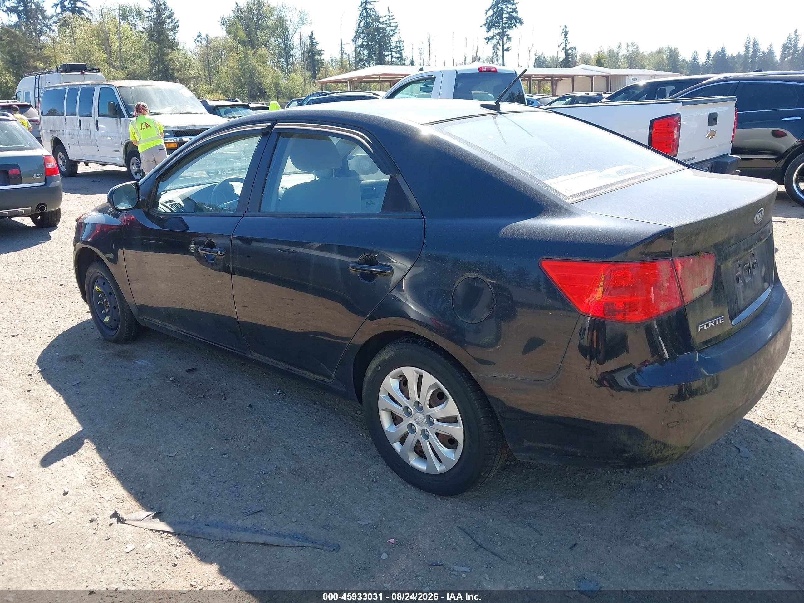 2010 Kia Forte Lx Black vin: KNAFT4A2XA5048003