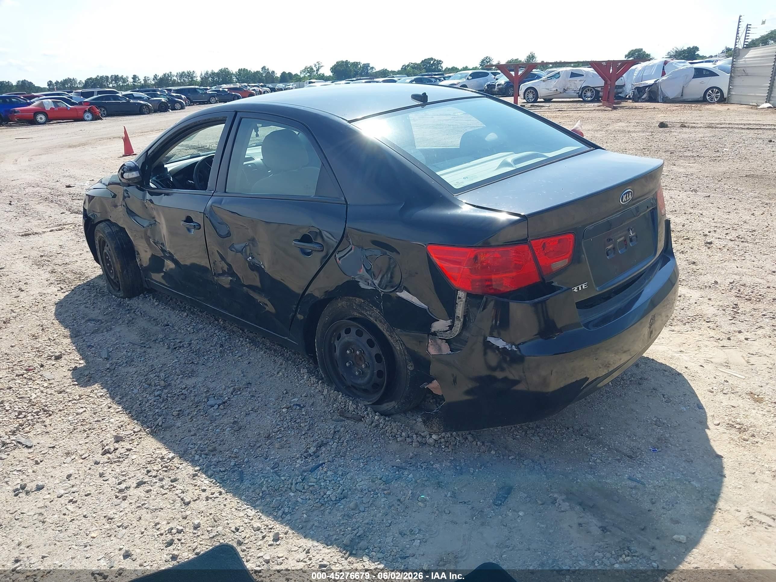 2010 Kia Forte Lx Black vin: KNAFT4A2XA5846503