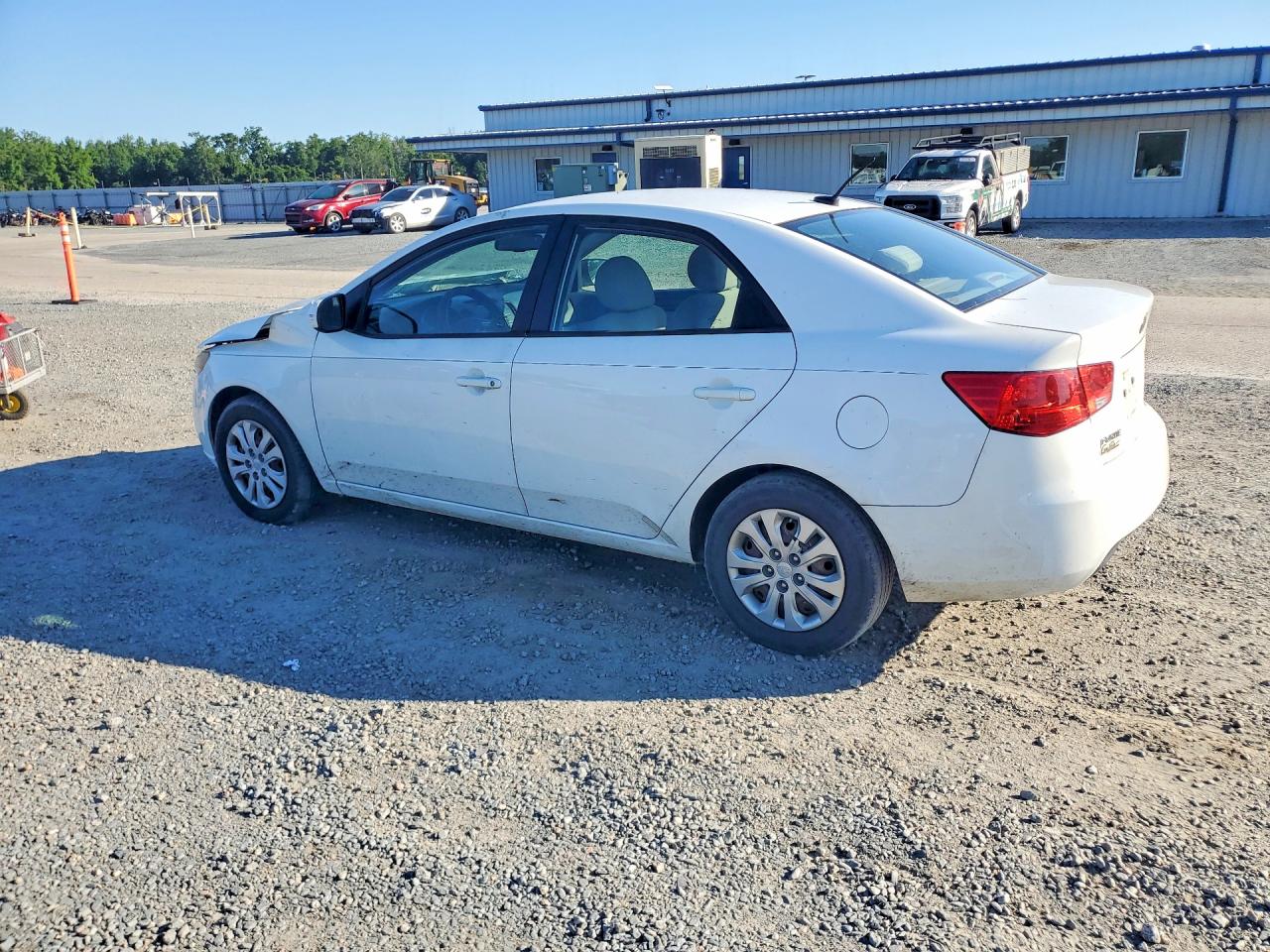 2011 Kia Forte Lx Белый vin: KNAFT4A2XB5444613