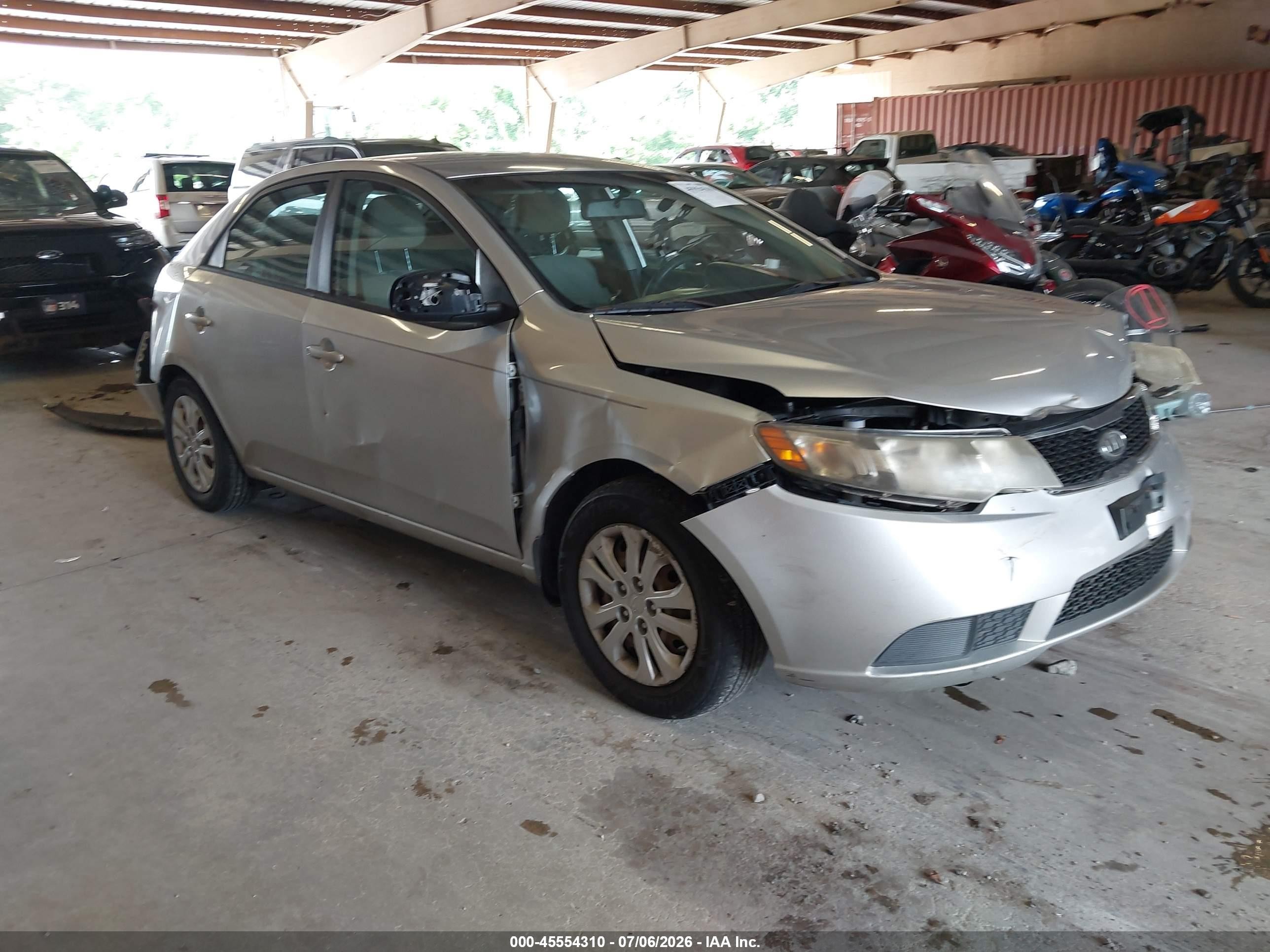 2012 Kia Forte Lx Серебряный vin: KNAFT4A2XC5583996