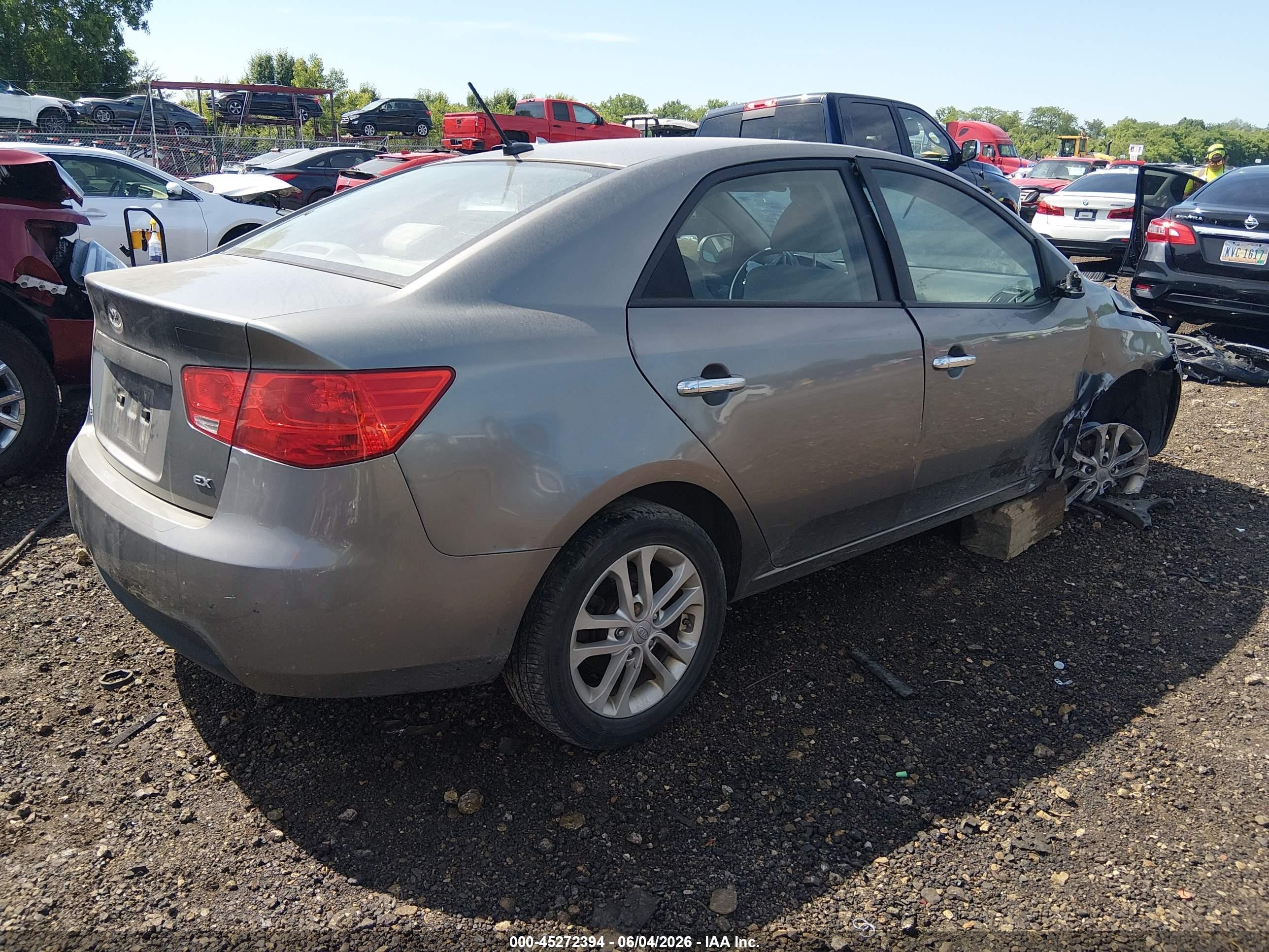 2011 Kia Forte Ex Gray vin: KNAFU4A20B5392986