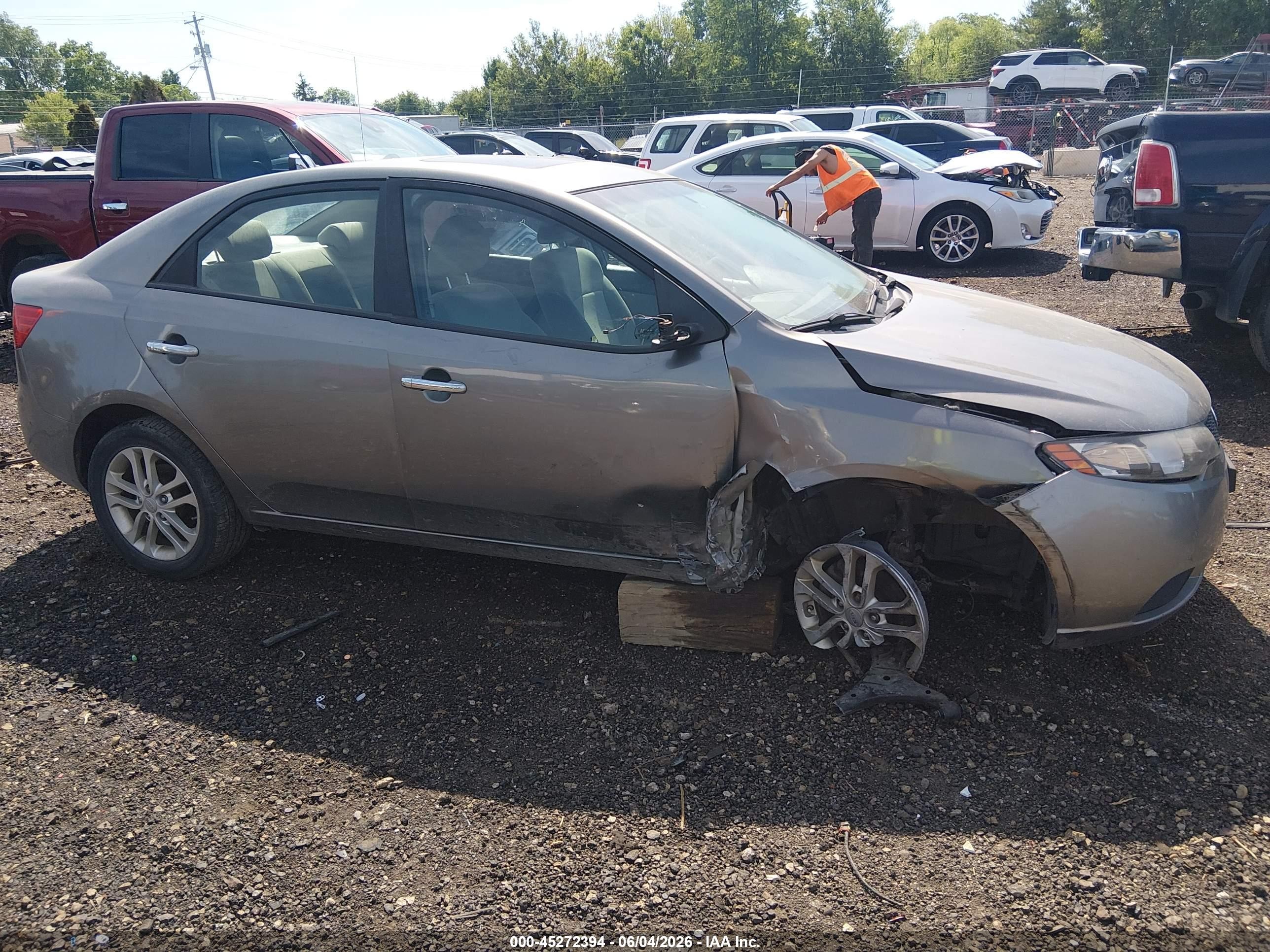 2011 Kia Forte Ex Gray vin: KNAFU4A20B5392986