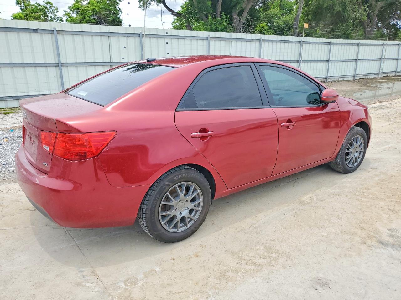 2011 Kia Forte Ex Красный vin: KNAFU4A20B5435268