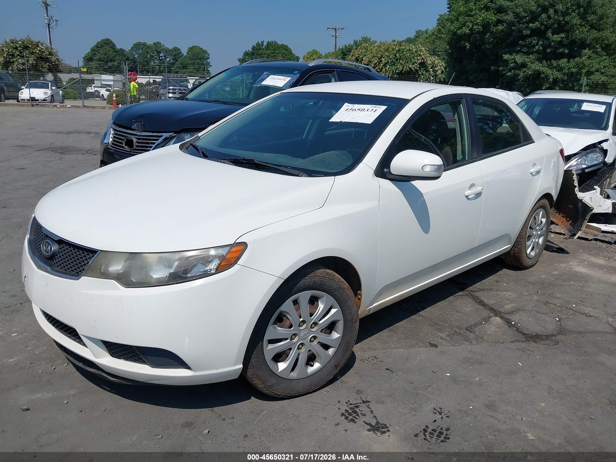 2010 Kia Forte Ex White vin: KNAFU4A21A5207410