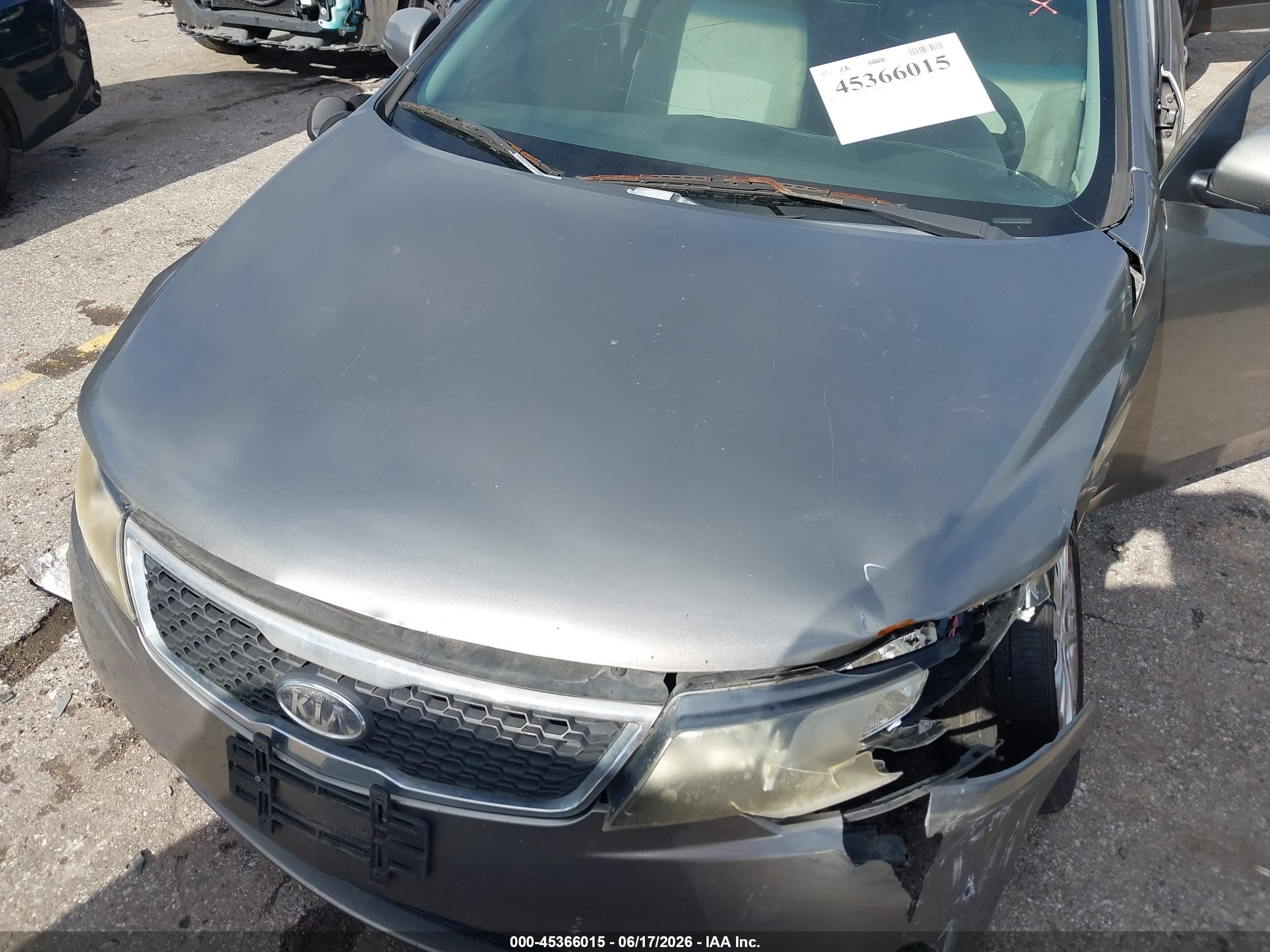 2011 Kia Forte Ex Gray vin: KNAFU4A21B5377008