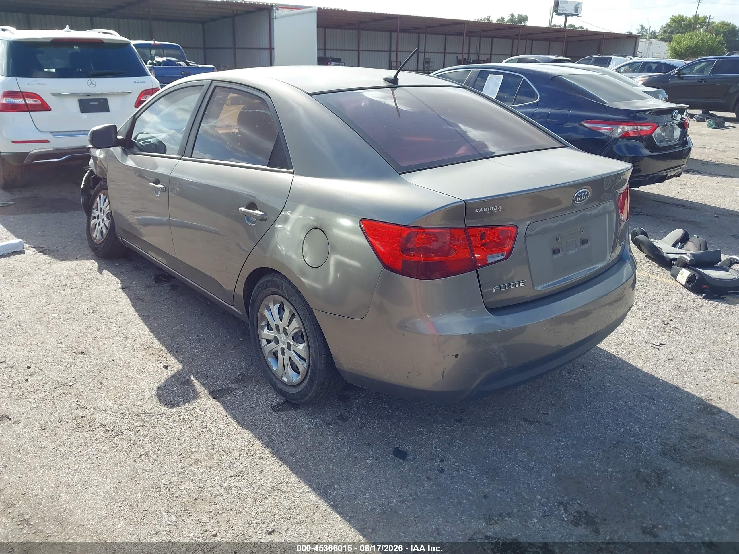 2011 Kia Forte Ex Gray vin: KNAFU4A21B5377008