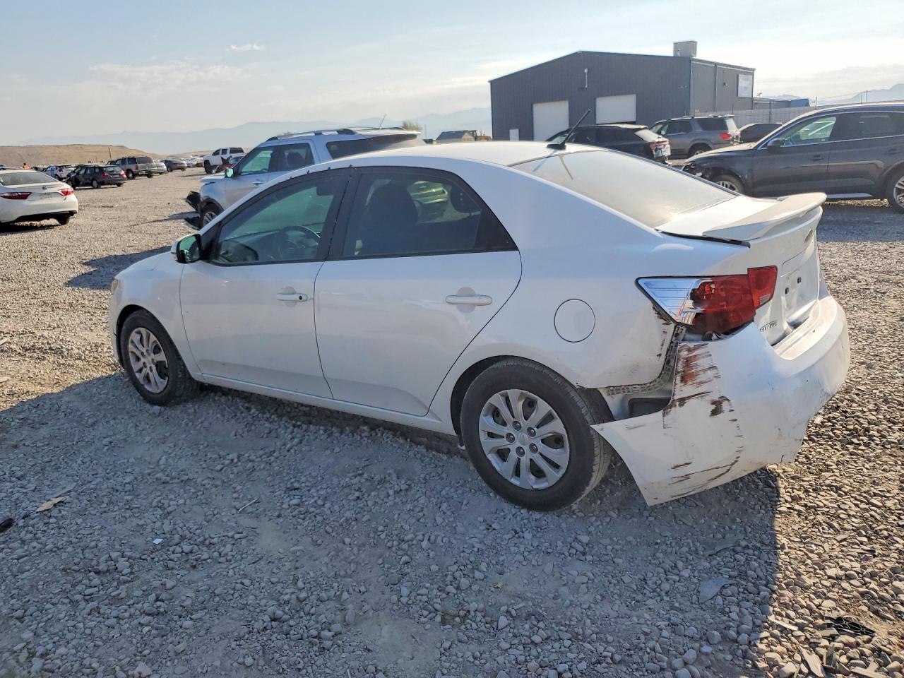 2011 Kia Forte Ex White vin: KNAFU4A21B5384671