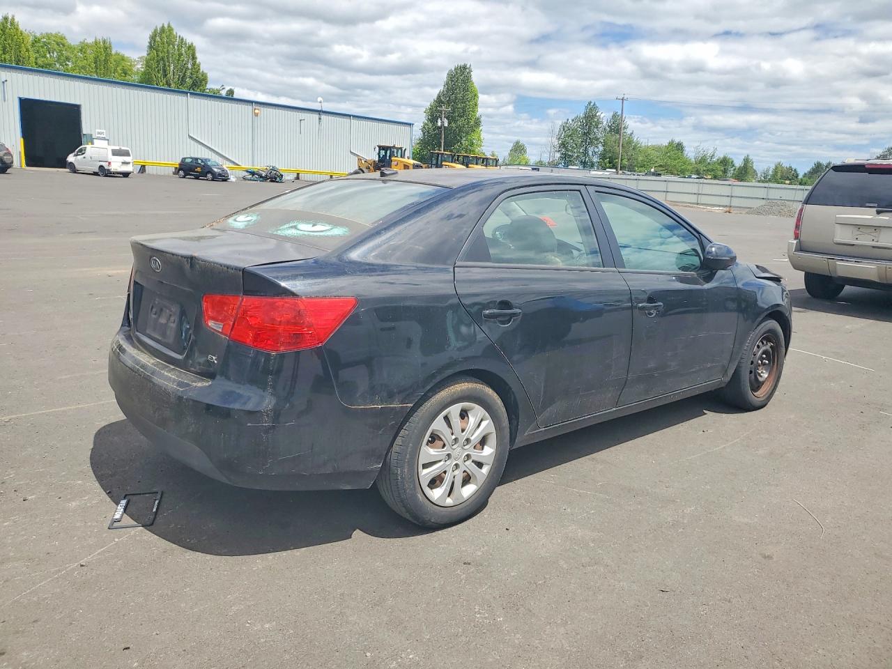 2013 Kia Forte Black vin: KNAFU4A21D5708169