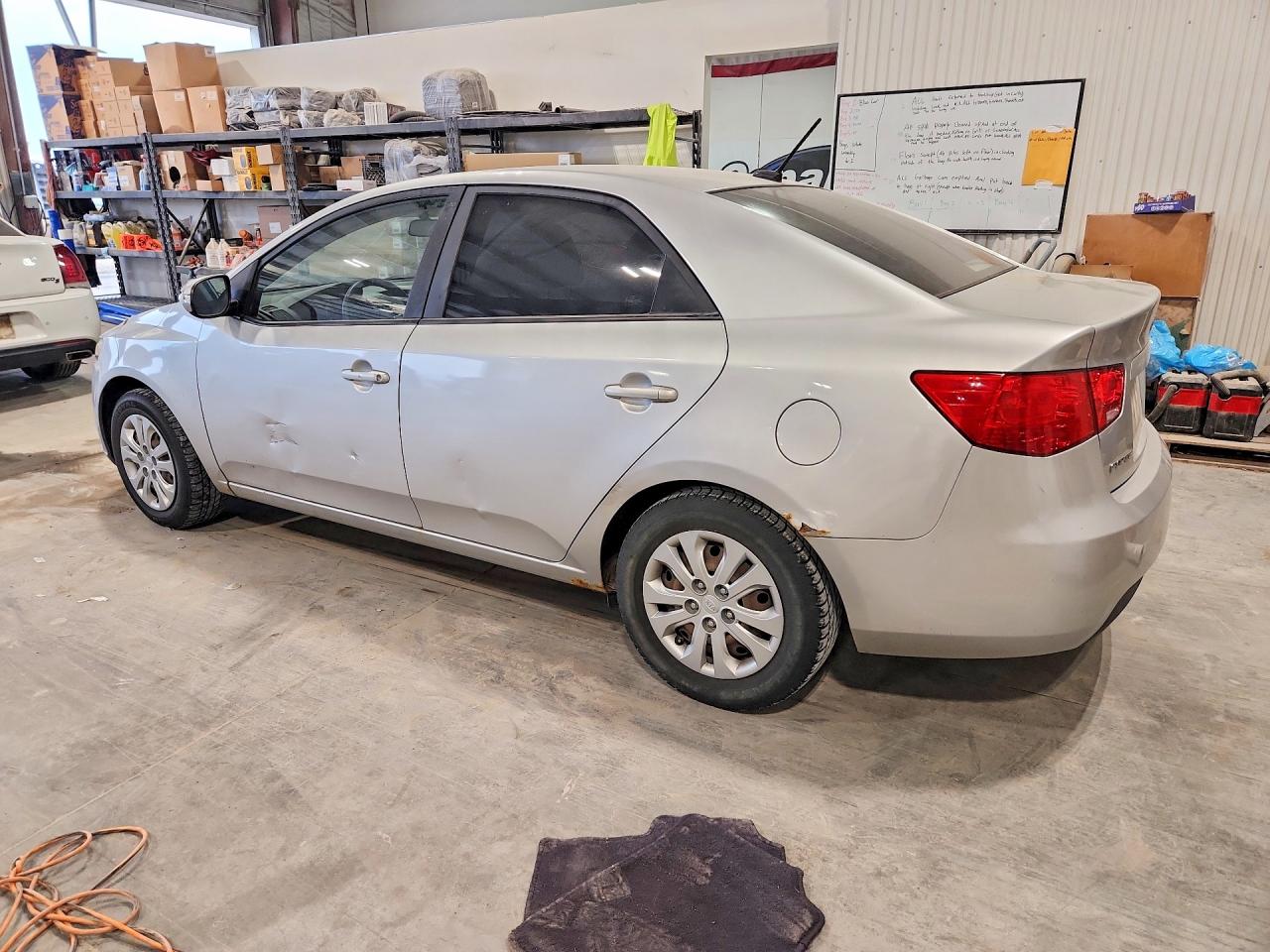 2010 Kia Forte Ex Gray vin: KNAFU4A22A5069005