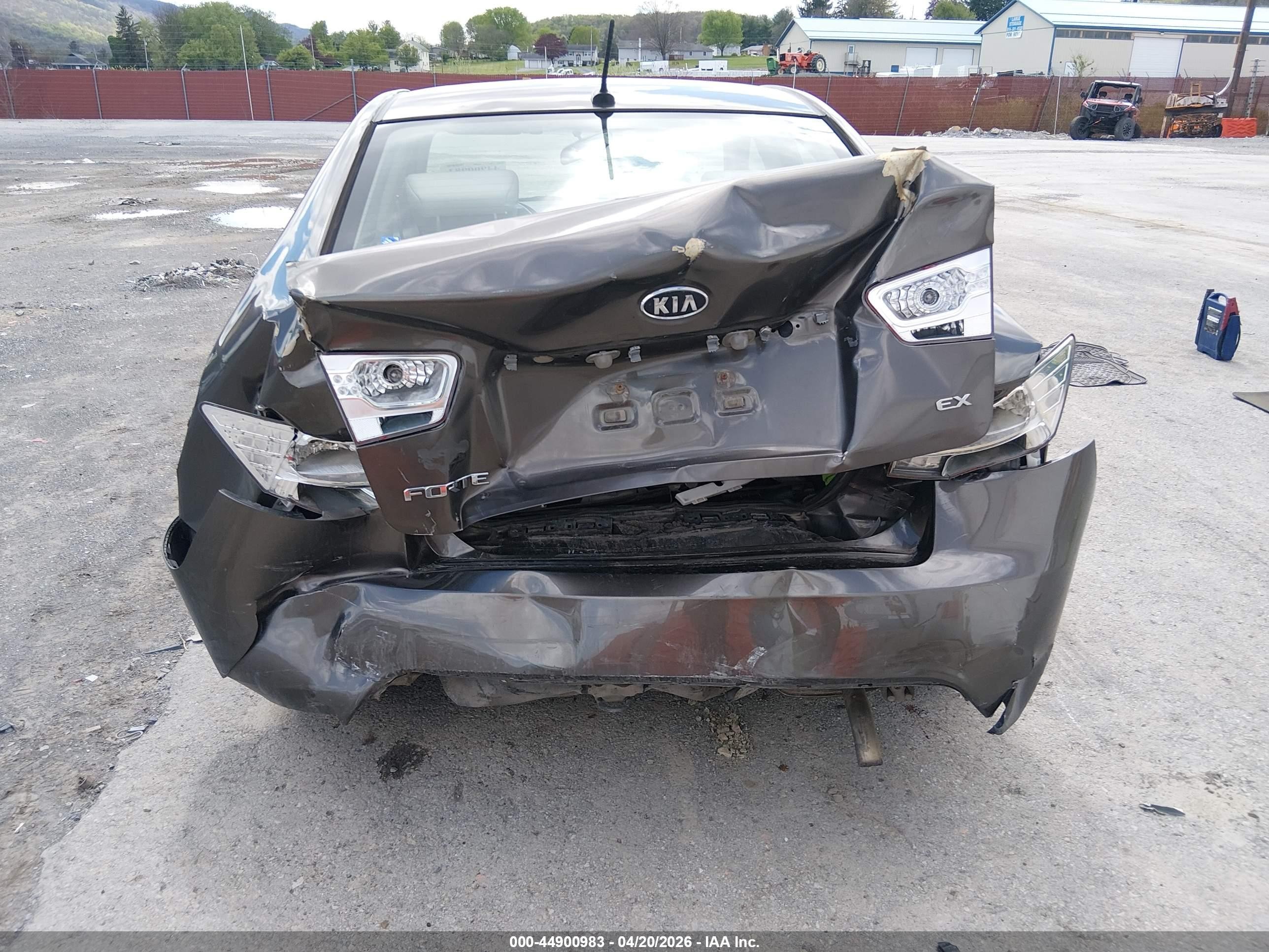 2011 Kia Forte Ex Gray vin: KNAFU4A22B5365112