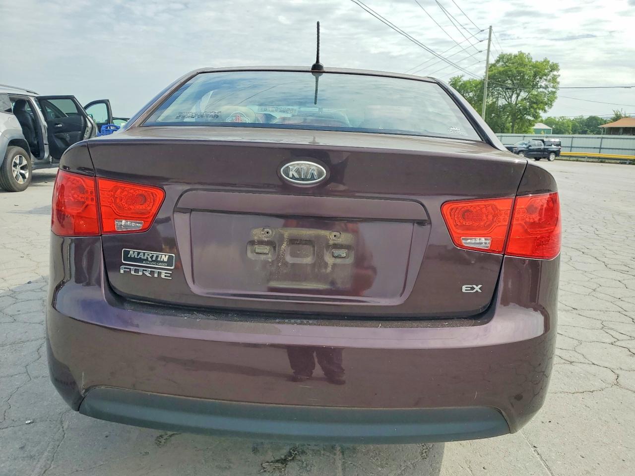 2011 Kia Forte Ex Burgundy vin: KNAFU4A22B5376580