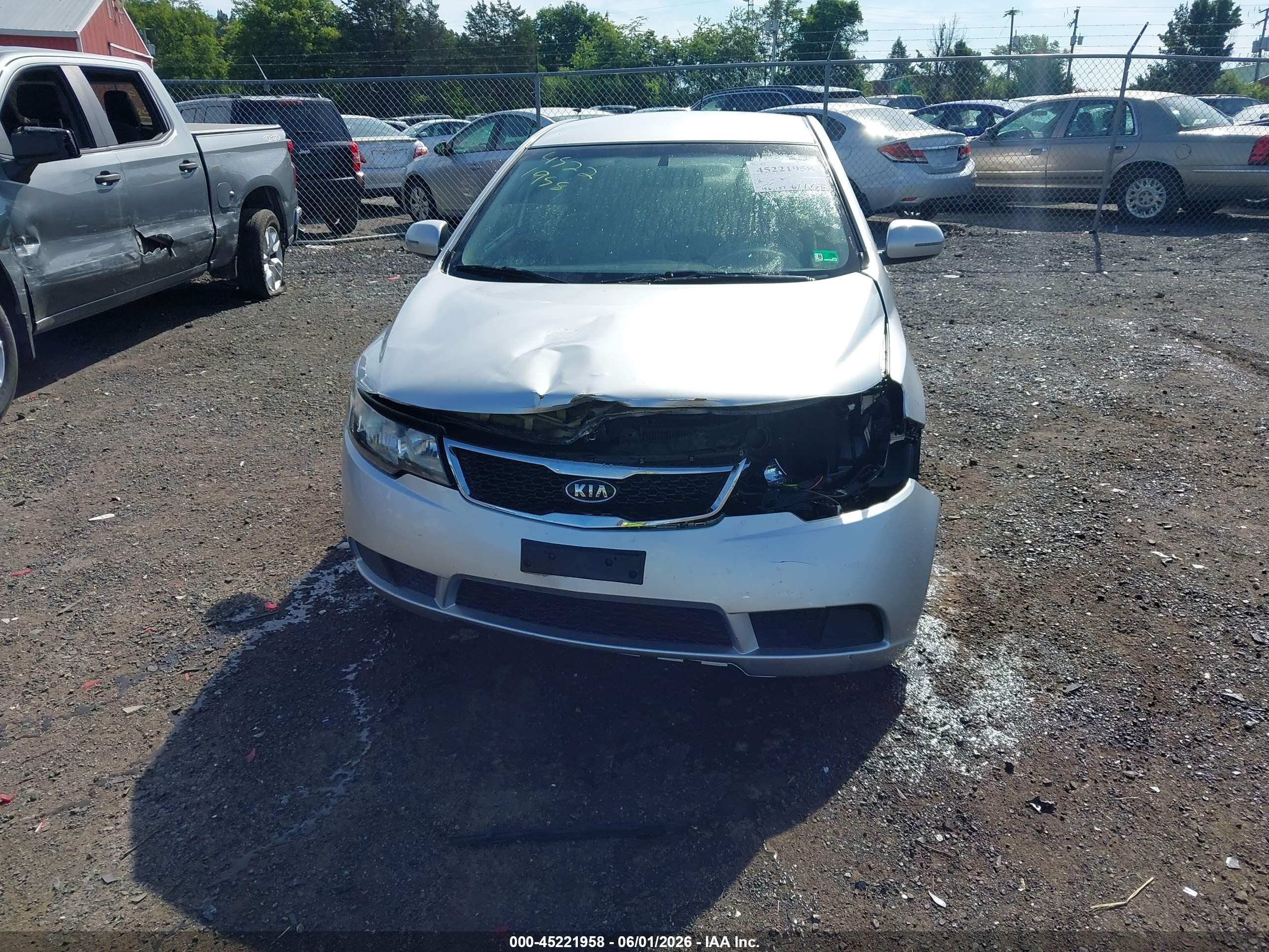 2013 Kia Forte Ex Silver vin: KNAFU4A22D5688482