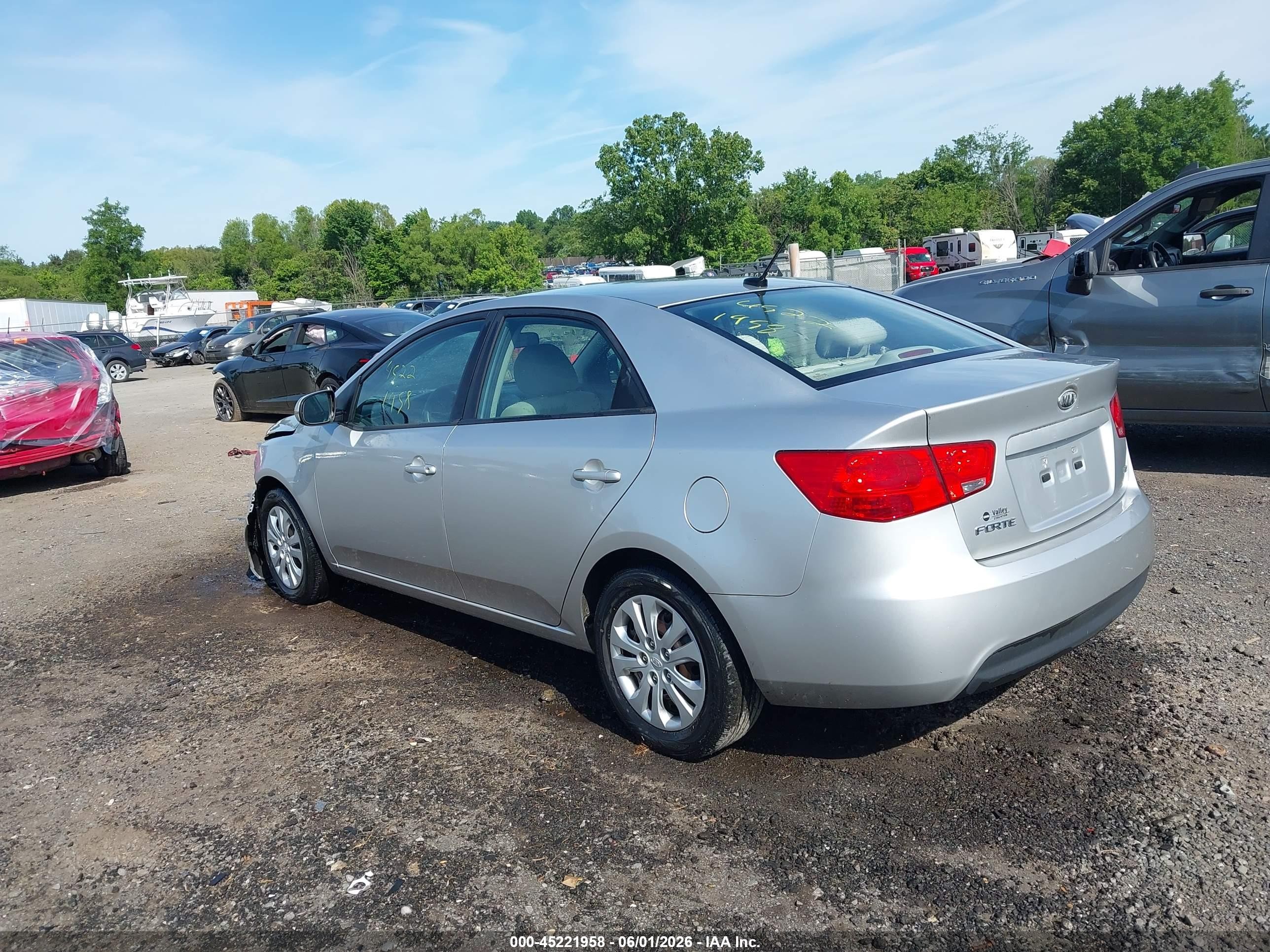 2013 Kia Forte Ex Silver vin: KNAFU4A22D5688482