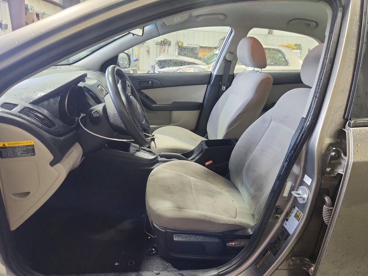 2010 Kia Forte Ex Gray vin: KNAFU4A23A5058224