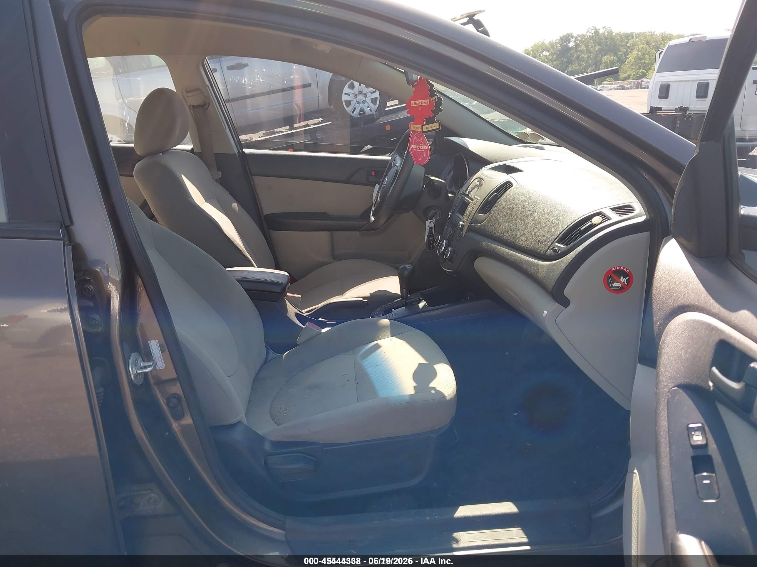 2010 Kia Forte Ex Beige vin: KNAFU4A23A5124710