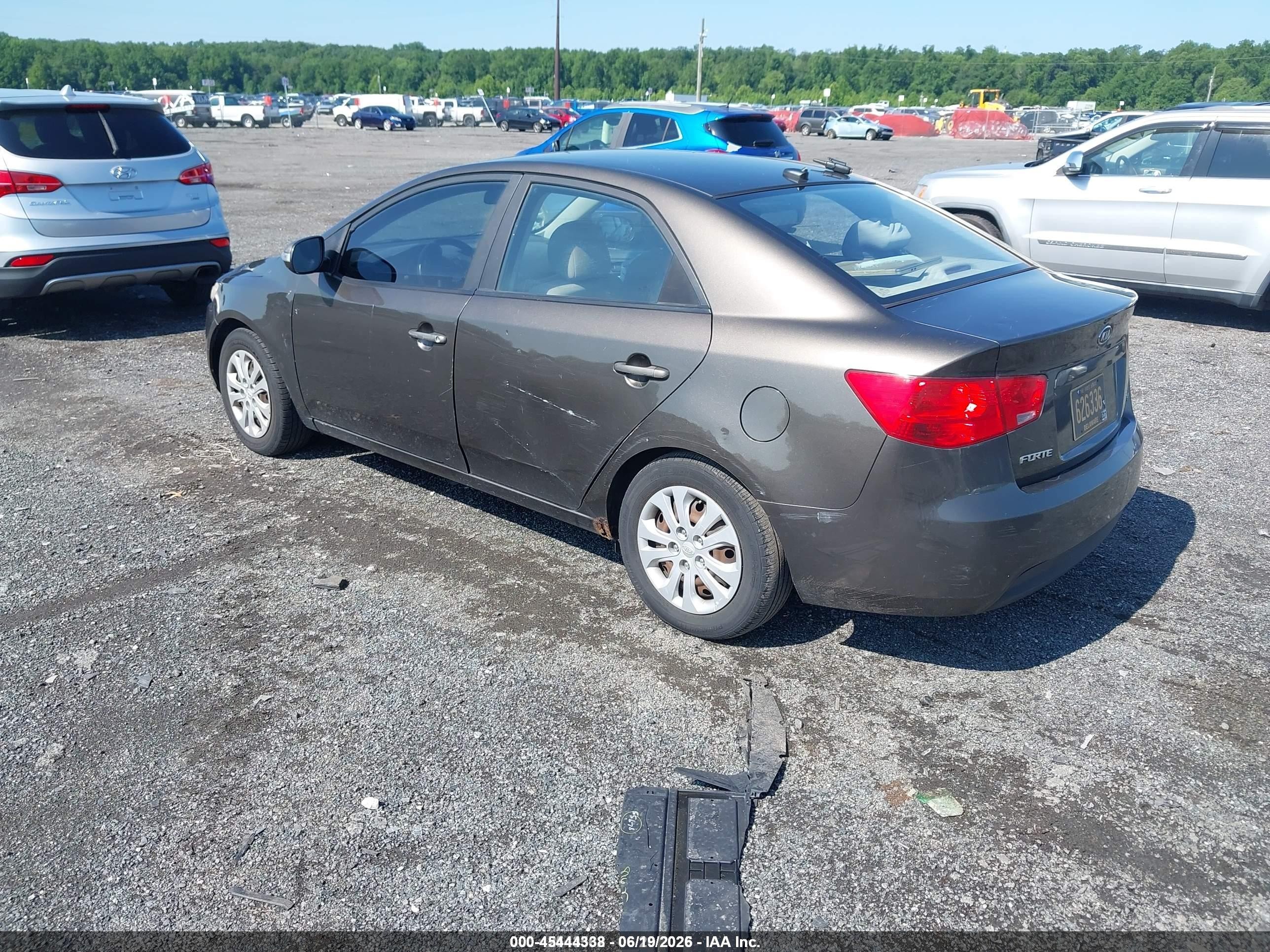 2010 Kia Forte Ex Beige vin: KNAFU4A23A5124710