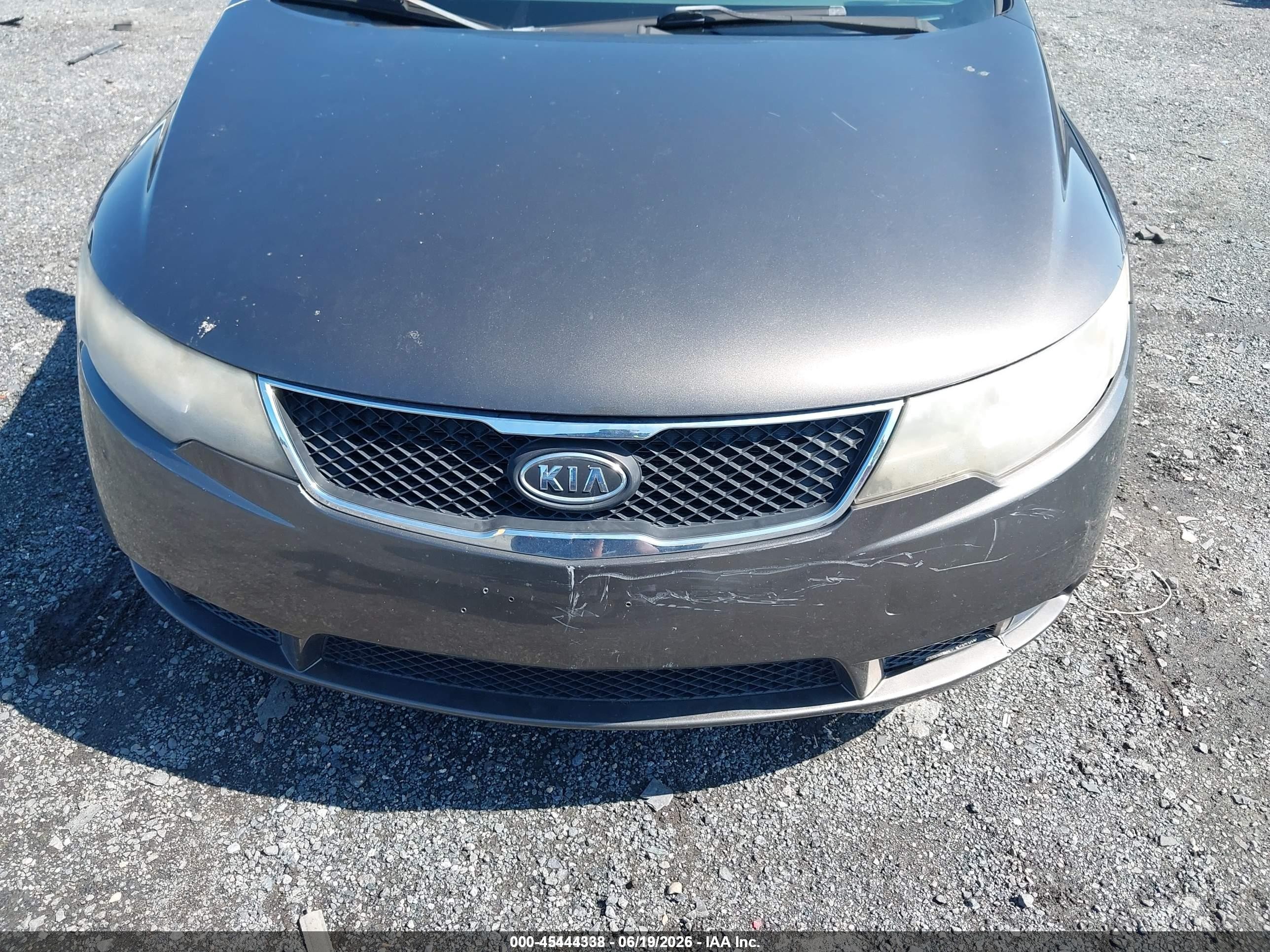 2010 Kia Forte Ex Beige vin: KNAFU4A23A5124710