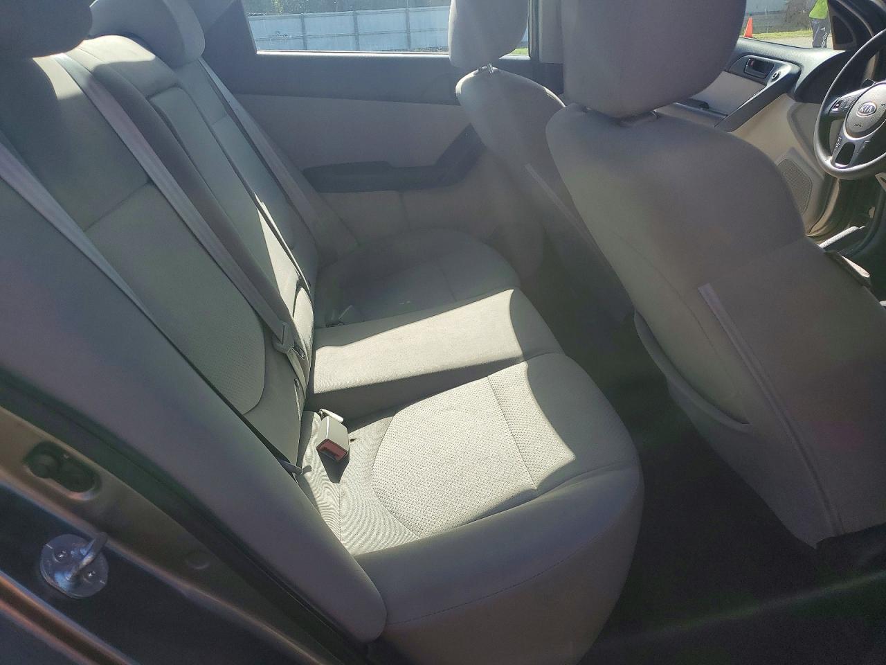 2010 Kia Forte Ex Gray vin: KNAFU4A23A5861972