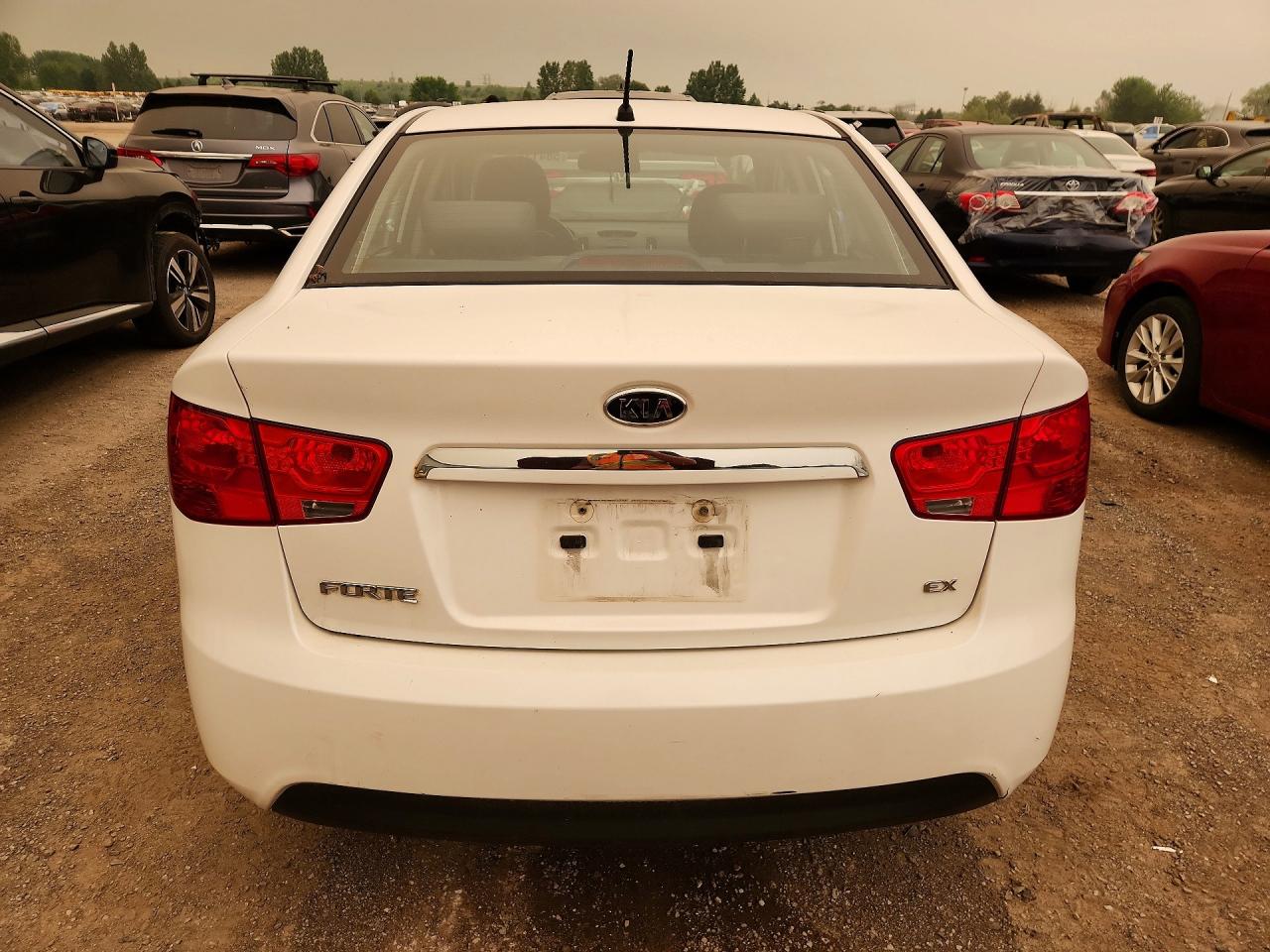 2011 Kia Forte Ex White vin: KNAFU4A23B5320776