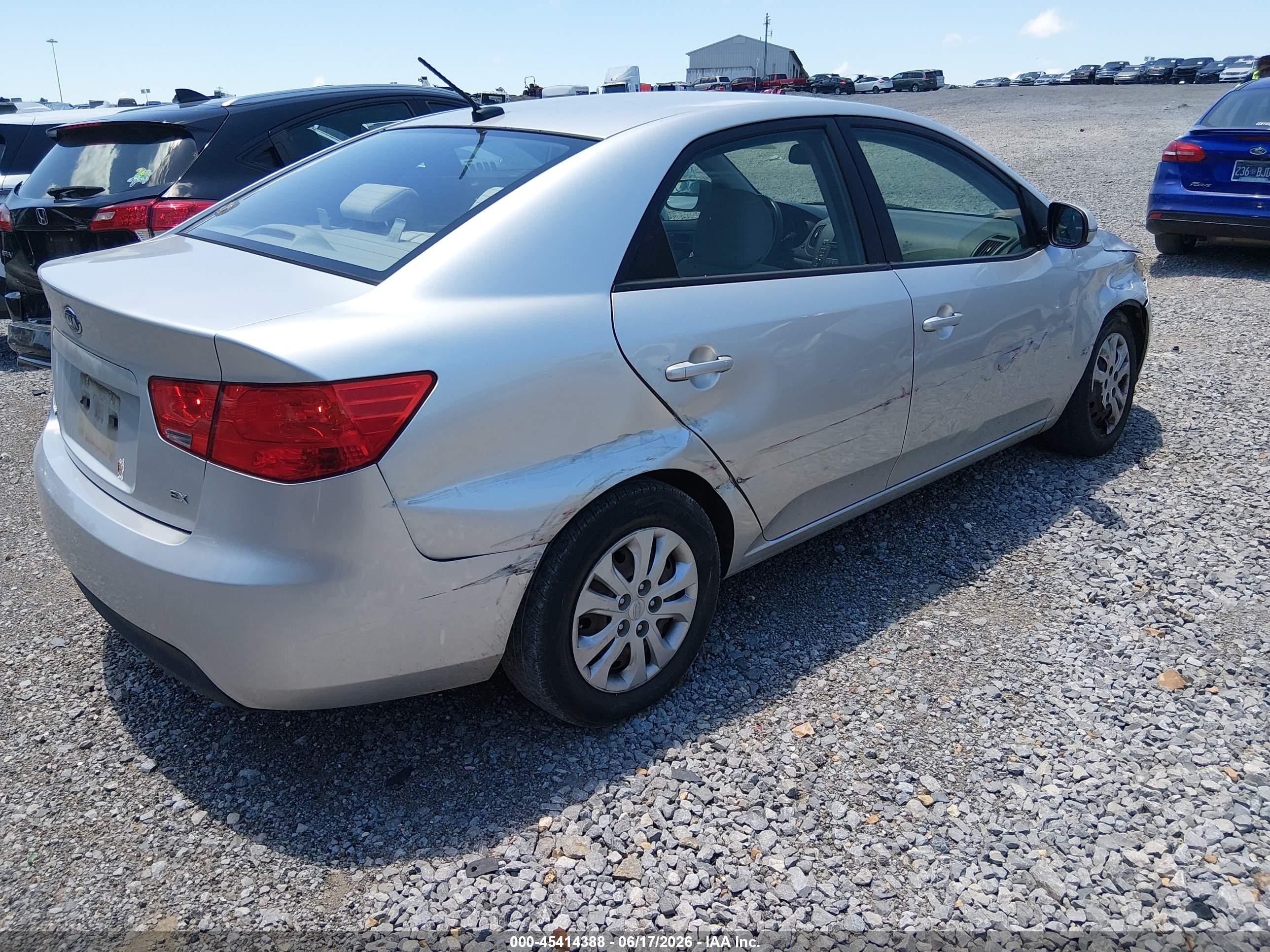2011 Kia Forte Ex Silver vin: KNAFU4A23B5392948