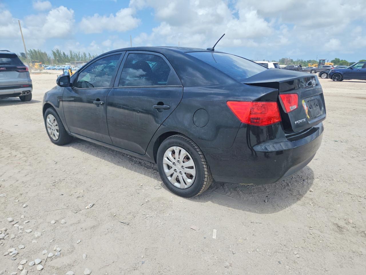 2011 Kia Forte Ex Black vin: KNAFU4A23B5409148