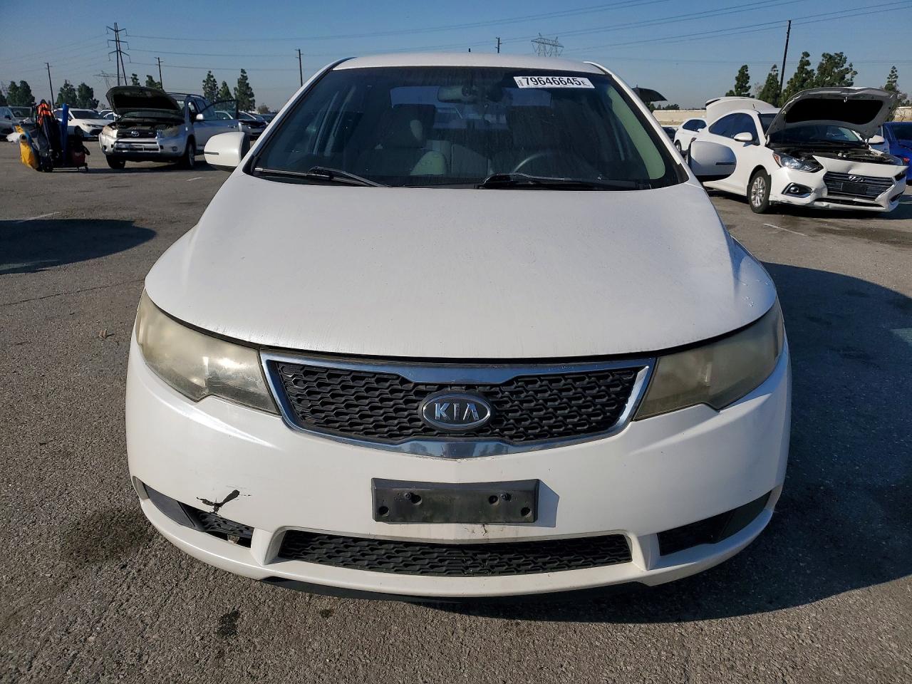 2011 Kia Forte Ex Белый vin: KNAFU4A23B5413832