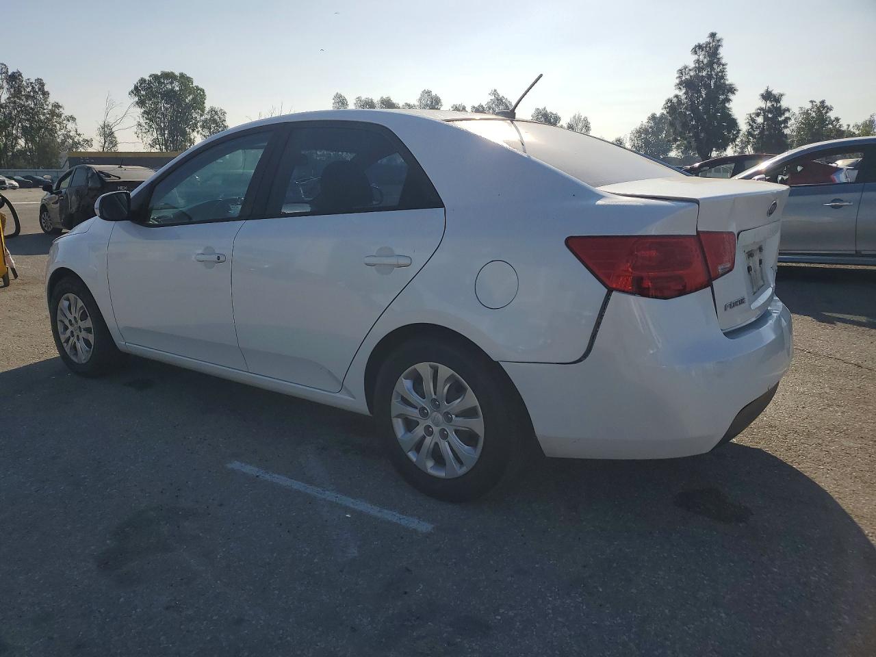 2011 Kia Forte Ex Белый vin: KNAFU4A23B5413832