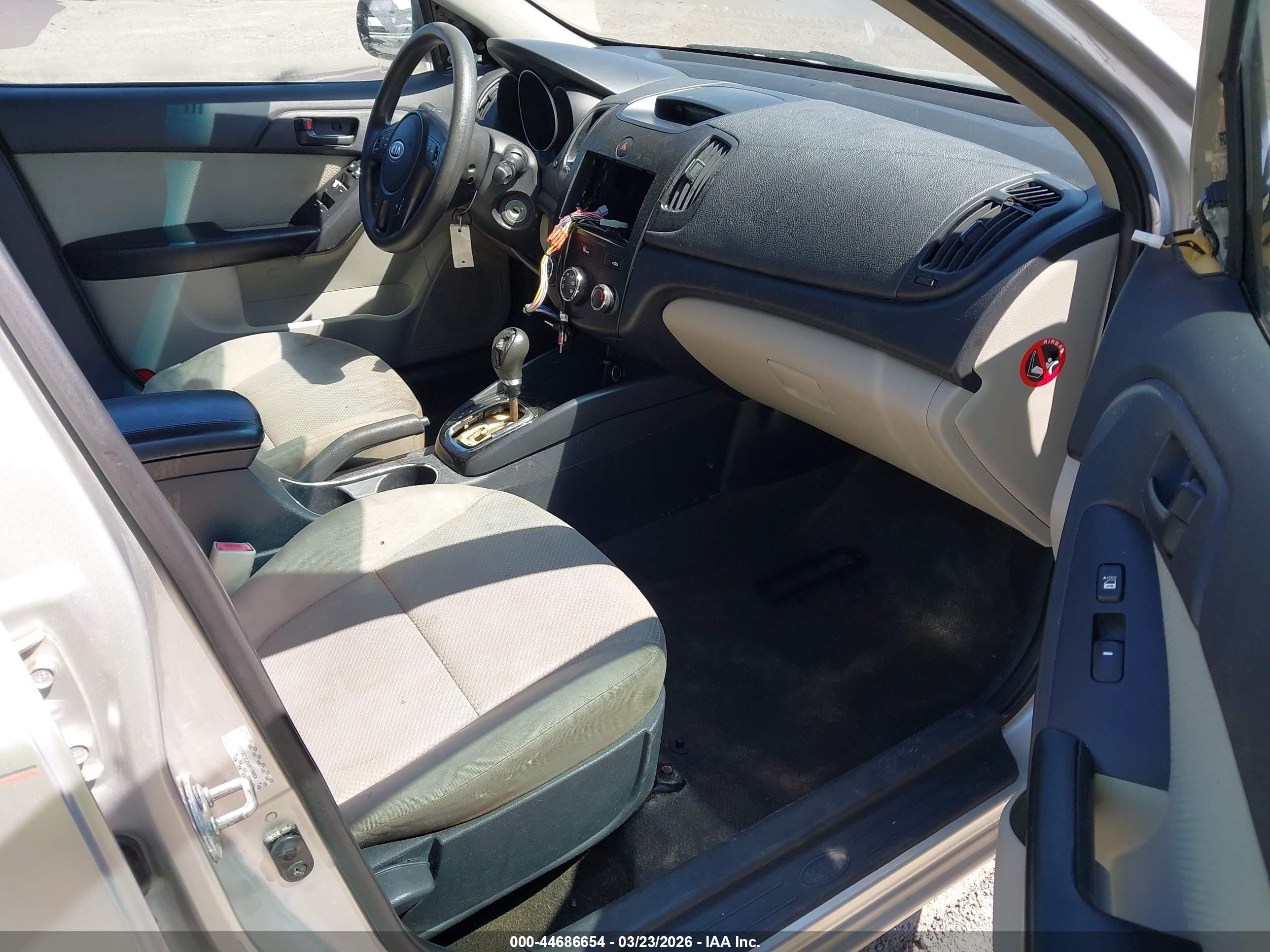 2012 Kia Forte Ex Silver vin: KNAFU4A23C5513382