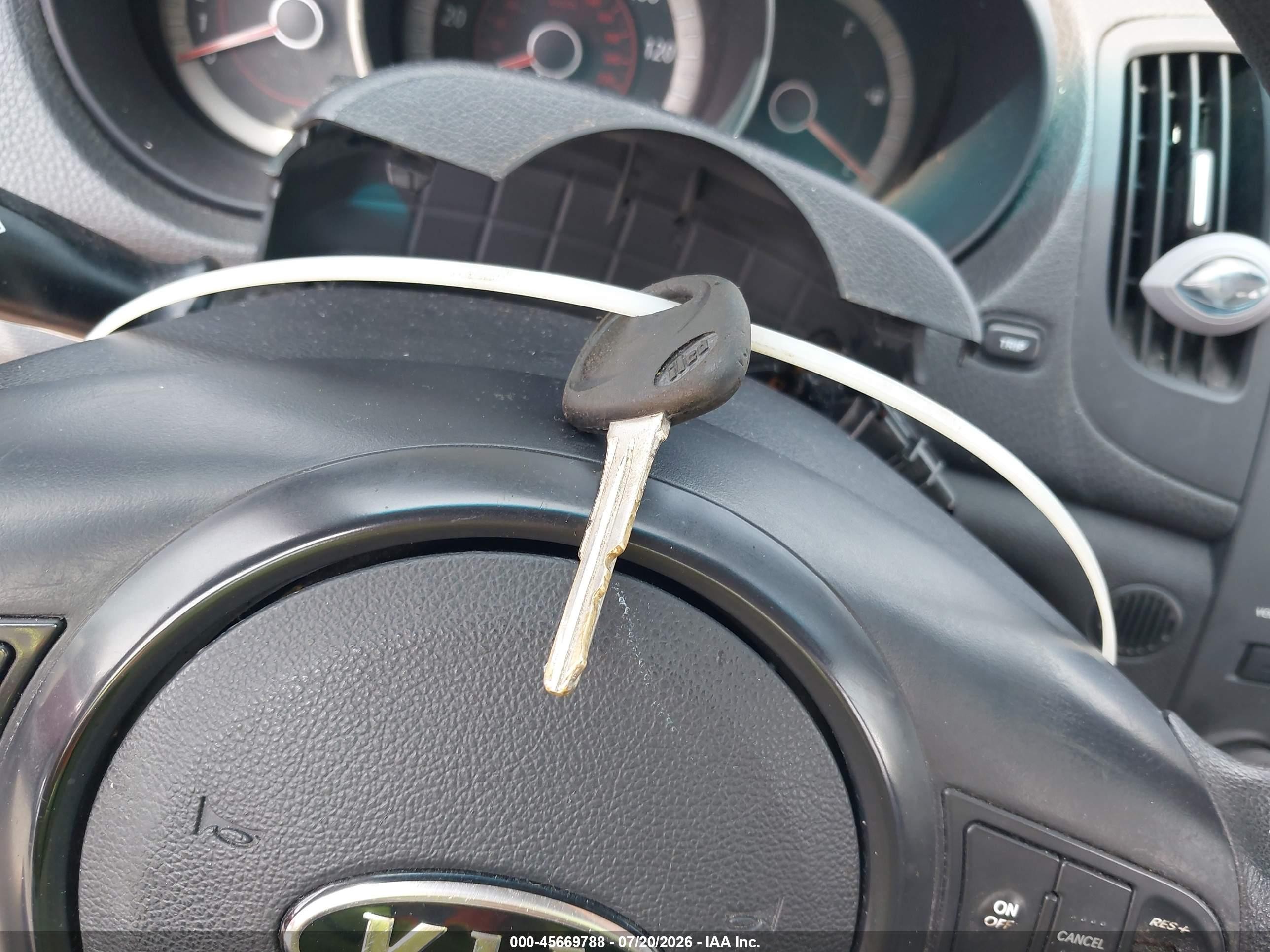 2012 Kia Forte Ex White vin: KNAFU4A23C5566700