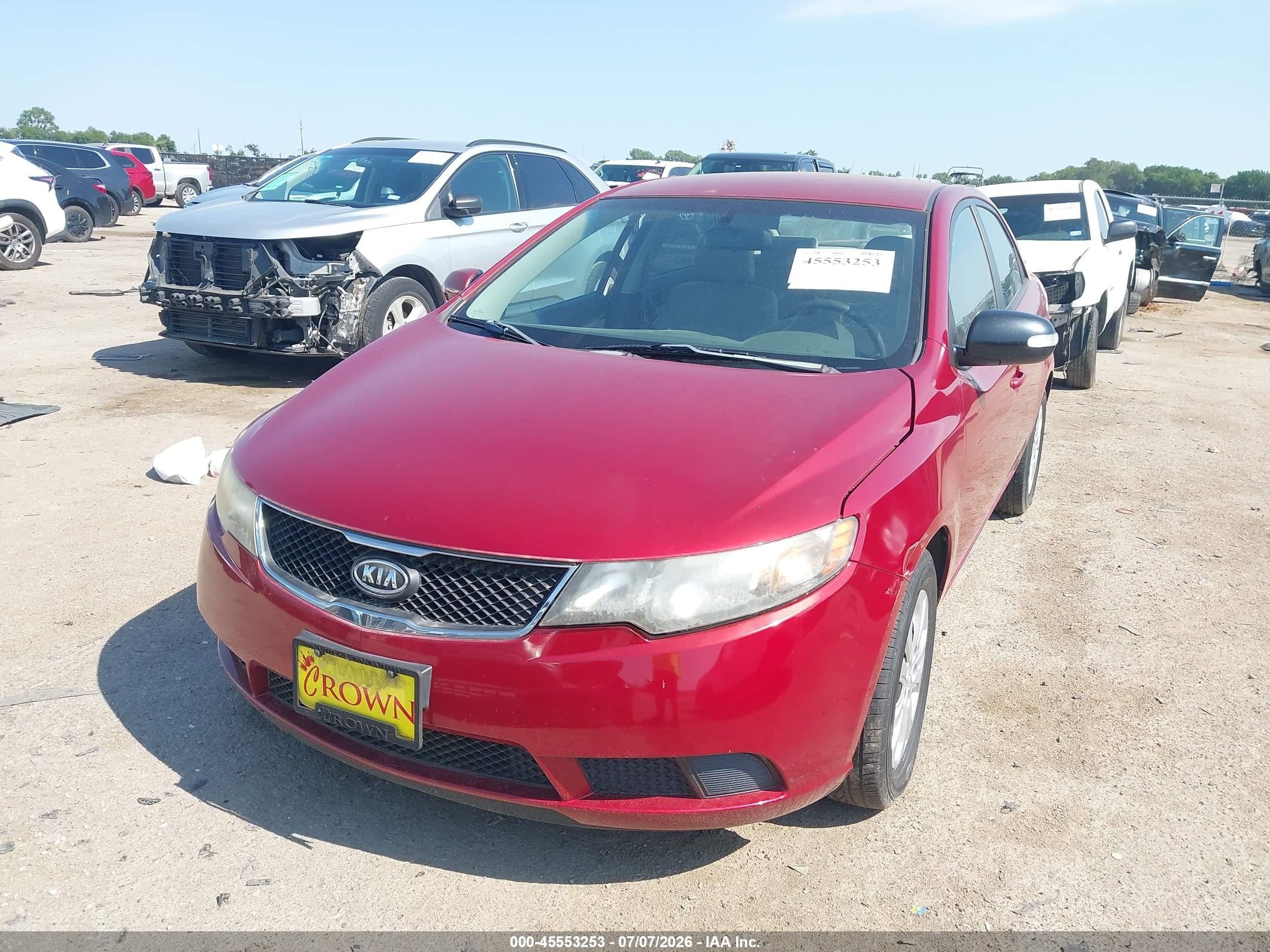 2010 Kia Forte Ex Red vin: KNAFU4A24A5065361