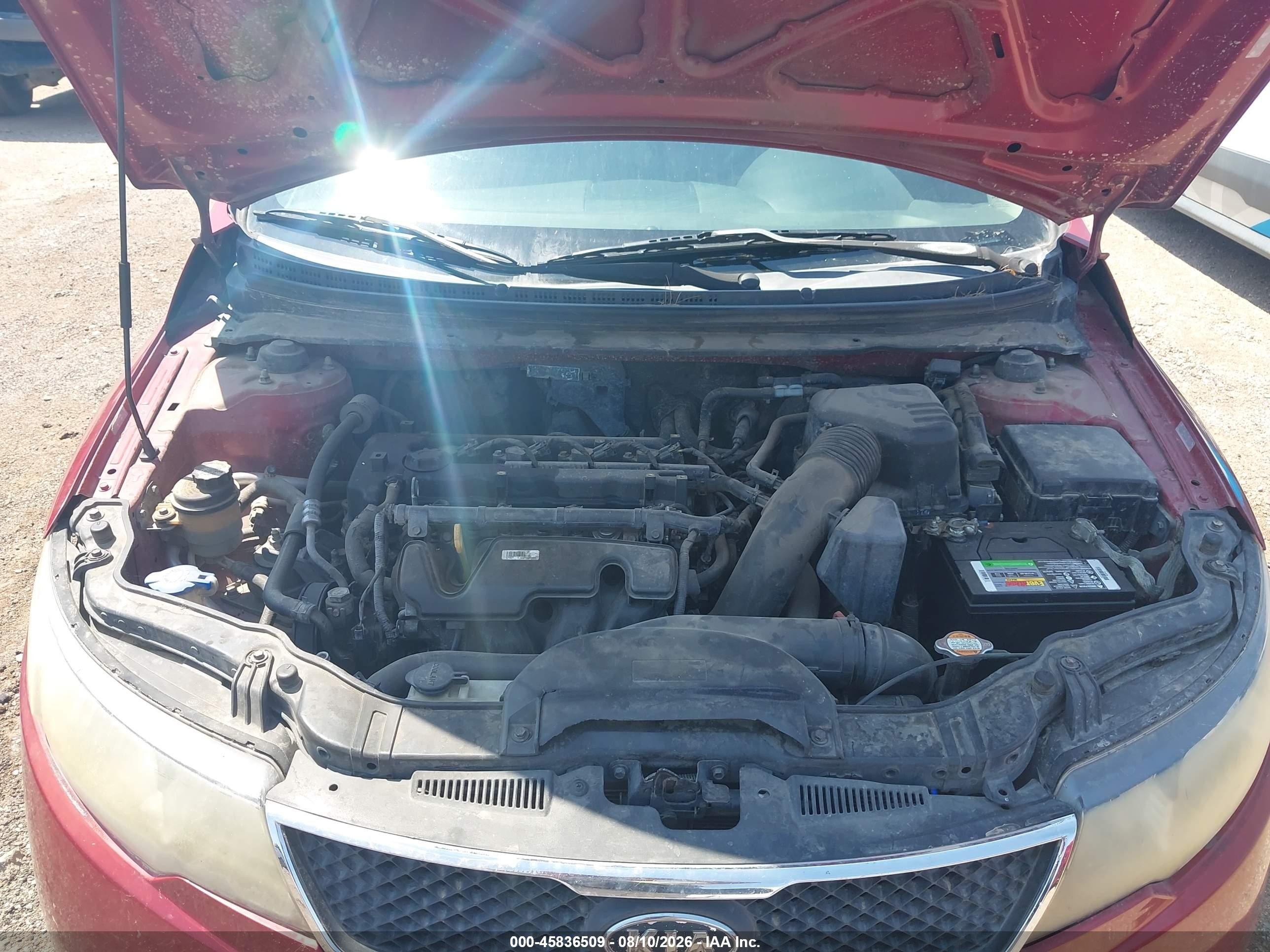 2010 Kia Forte Ex Red vin: KNAFU4A24A5115675
