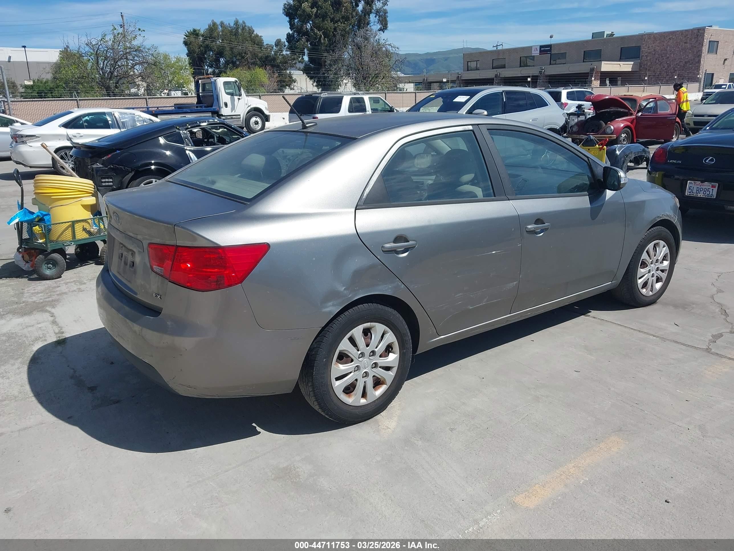 2010 Kia Forte Ex Gray vin: KNAFU4A24A5238974