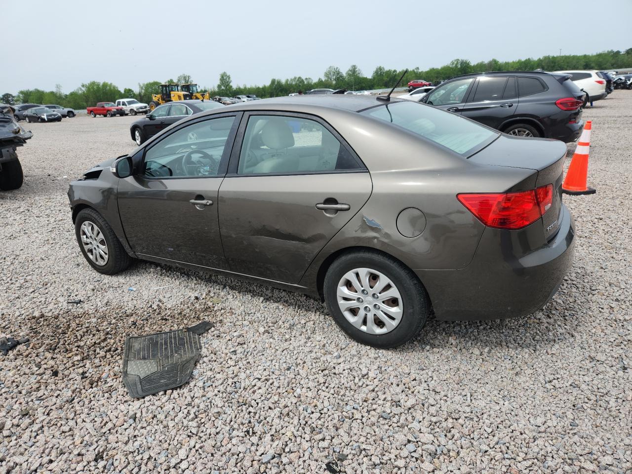 2010 Kia Forte Коричневый vin: KNAFU4A24A5307159