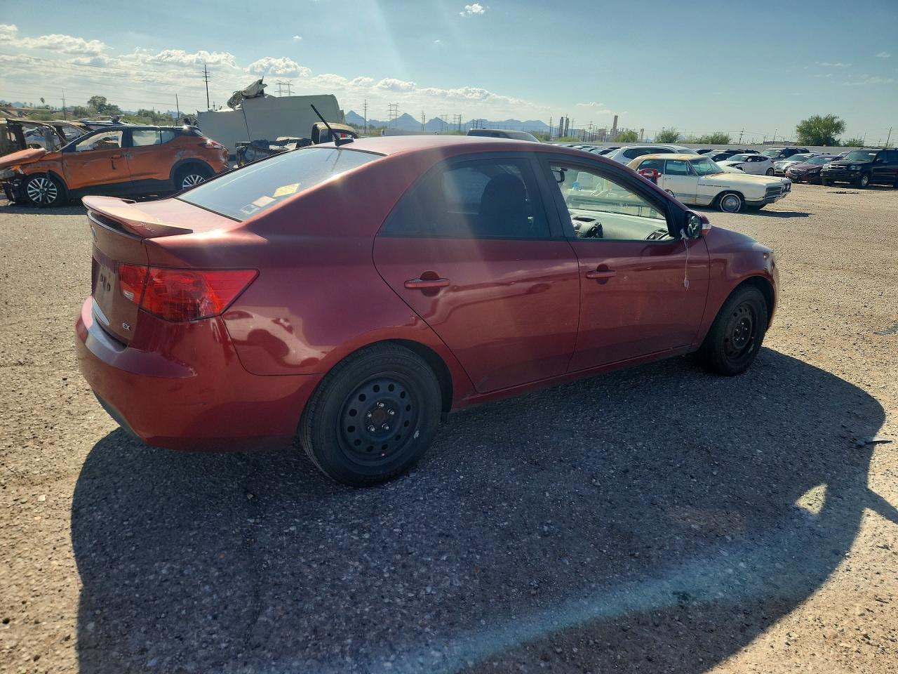 2010 Kia Forte Ex Red vin: KNAFU4A24A5310367