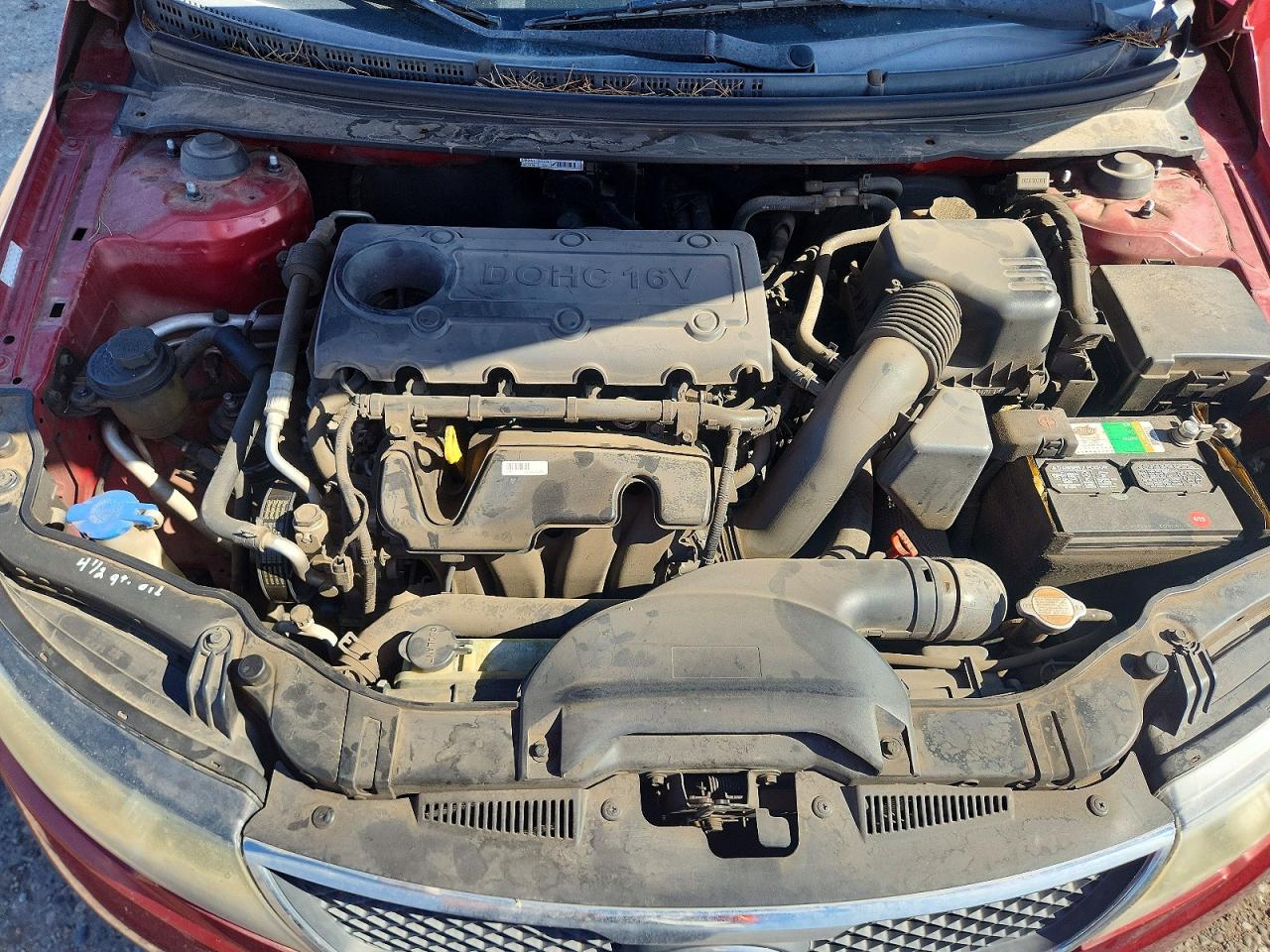 2010 Kia Forte Ex Red vin: KNAFU4A24A5310367