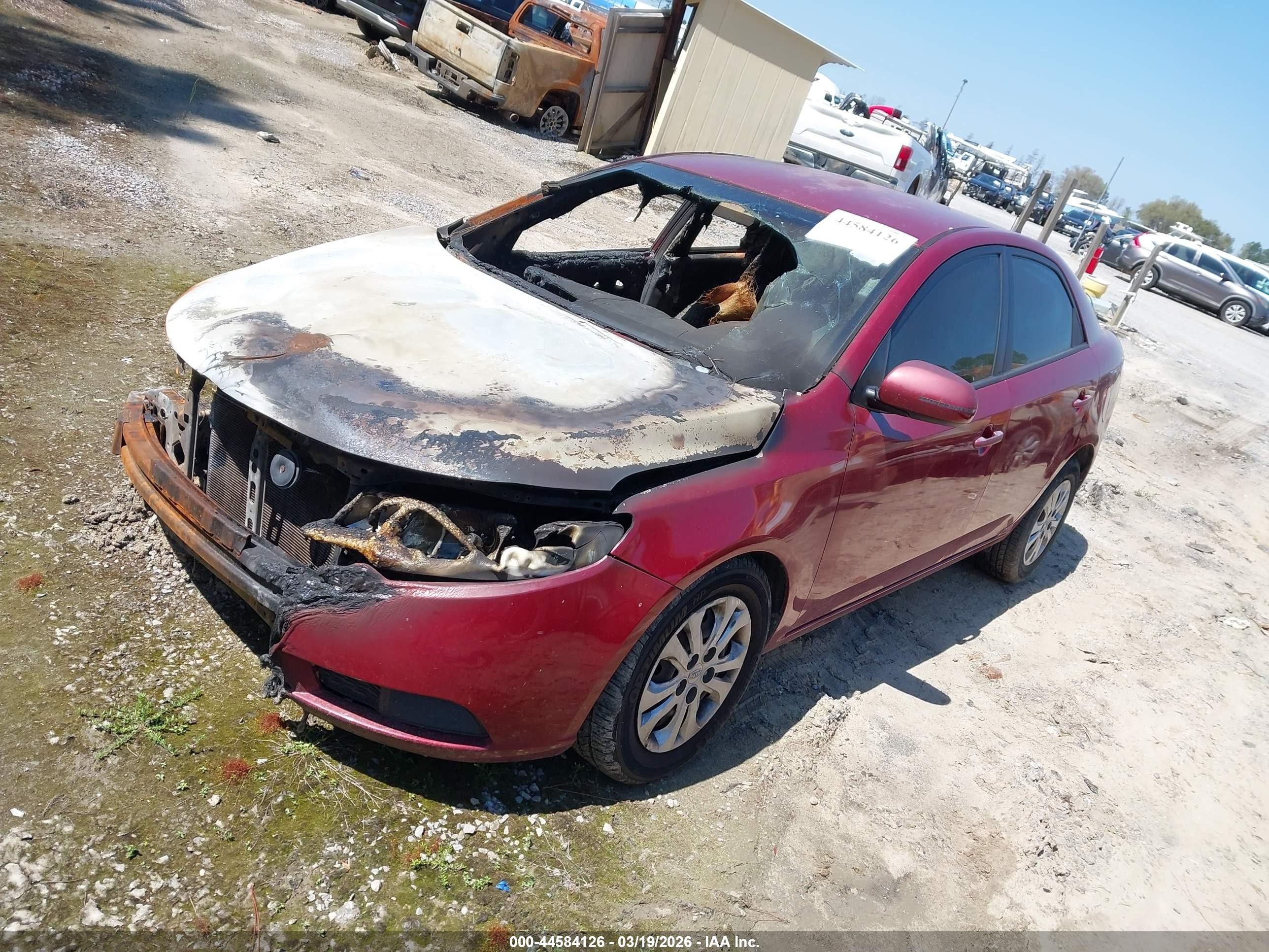 2011 Kia Forte Ex Темно-бордовый vin: KNAFU4A24B5354581