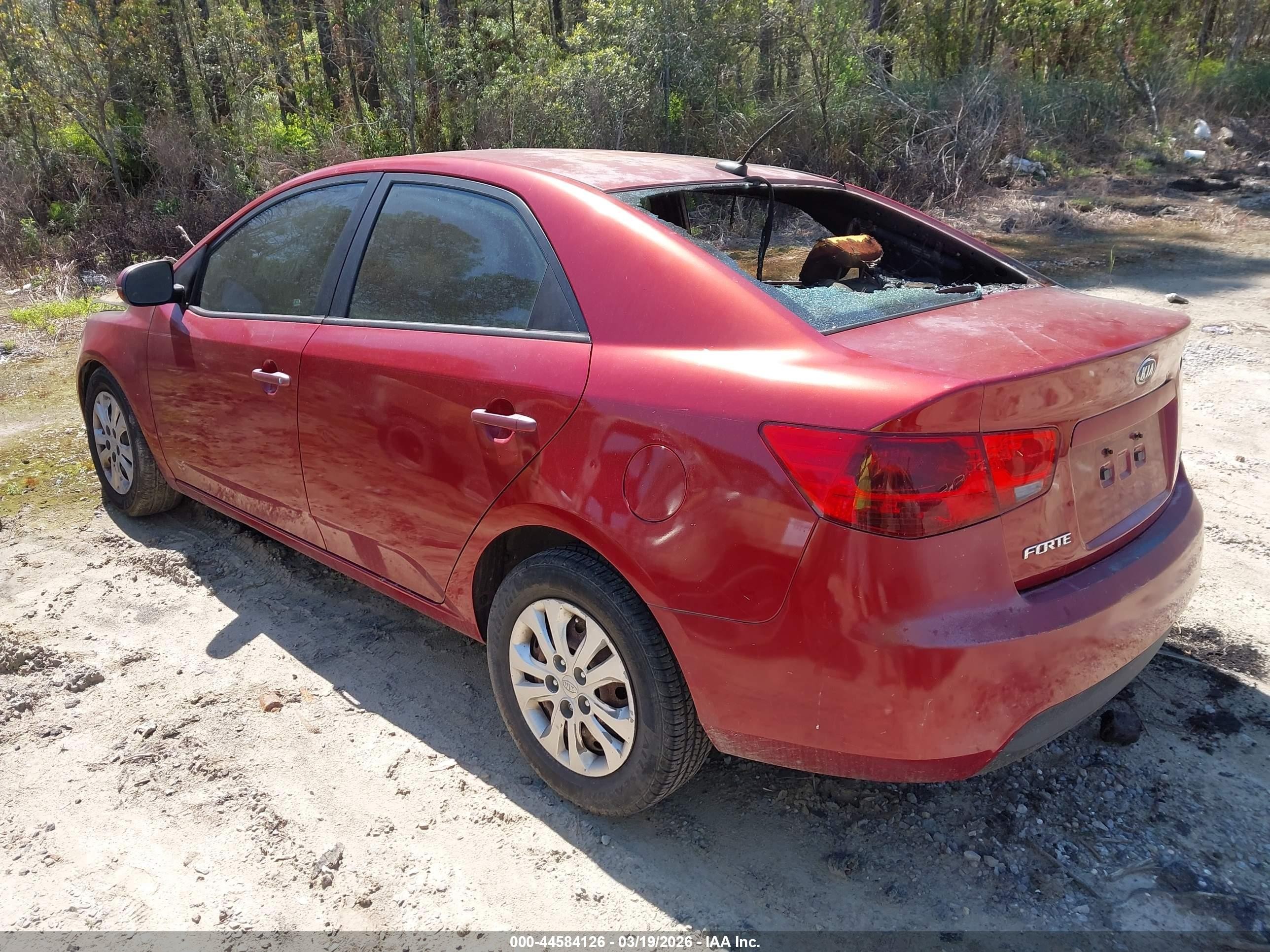 2011 Kia Forte Ex Темно-бордовый vin: KNAFU4A24B5354581