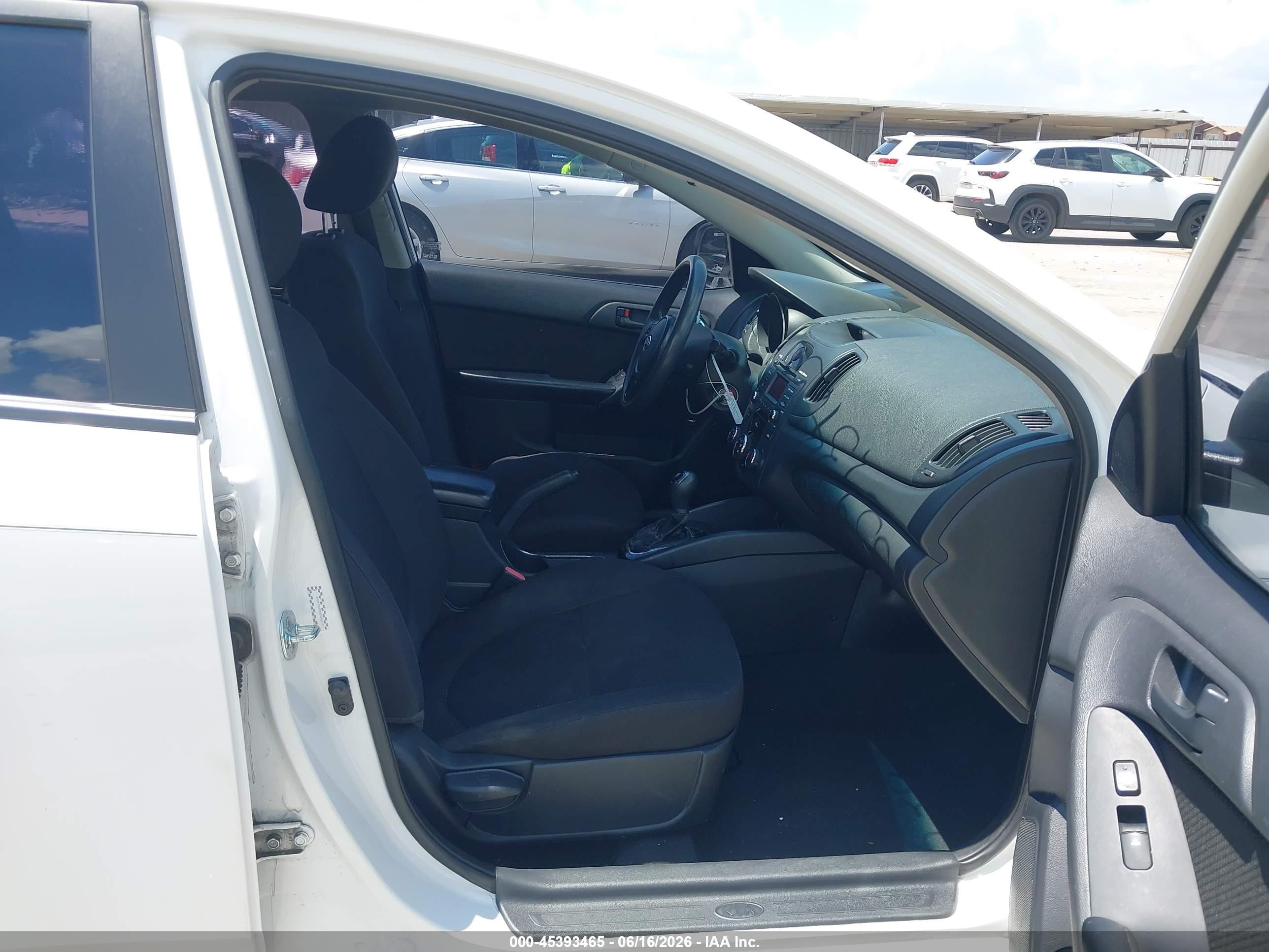 2011 Kia Forte Ex White vin: KNAFU4A24B5435273