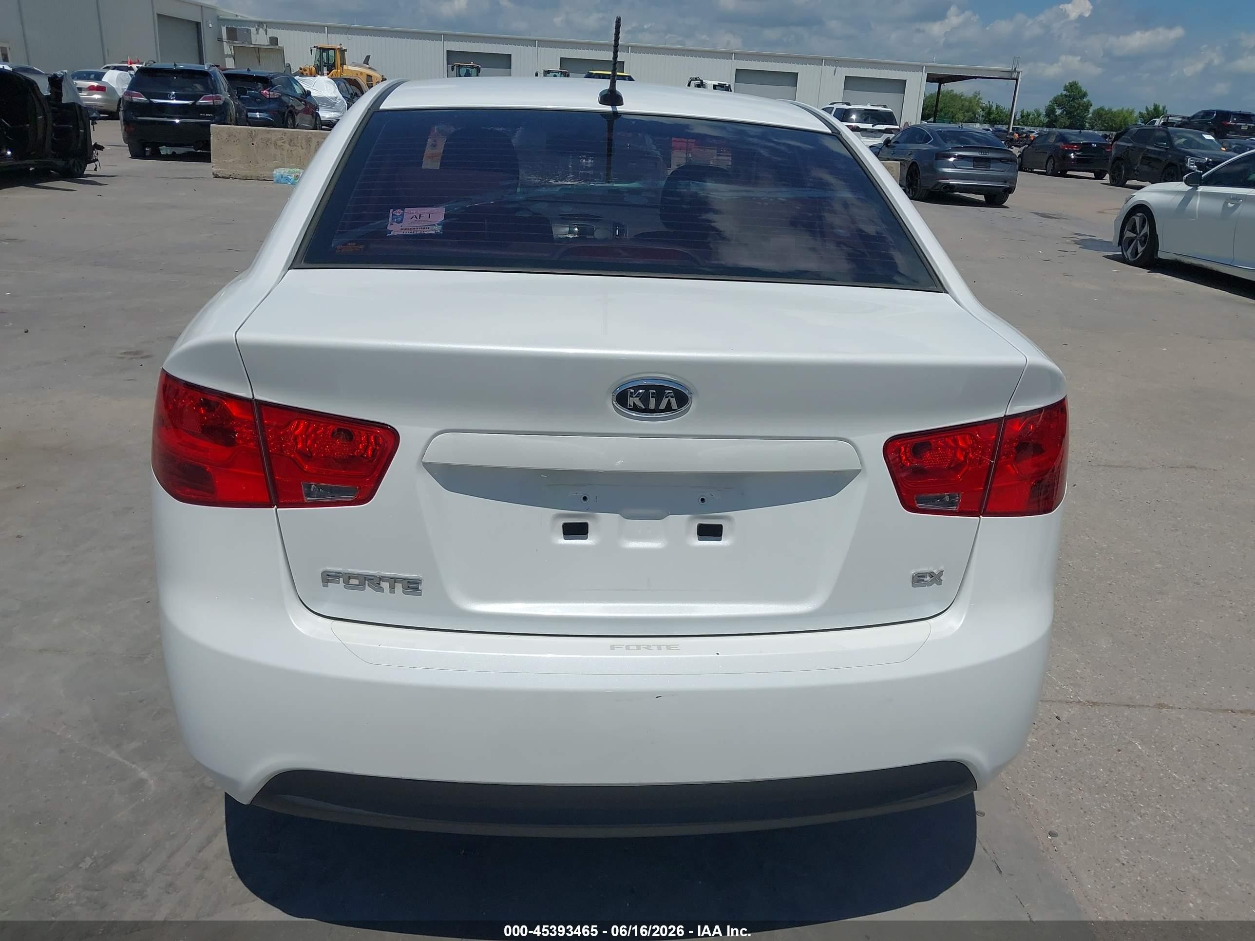 2011 Kia Forte Ex White vin: KNAFU4A24B5435273