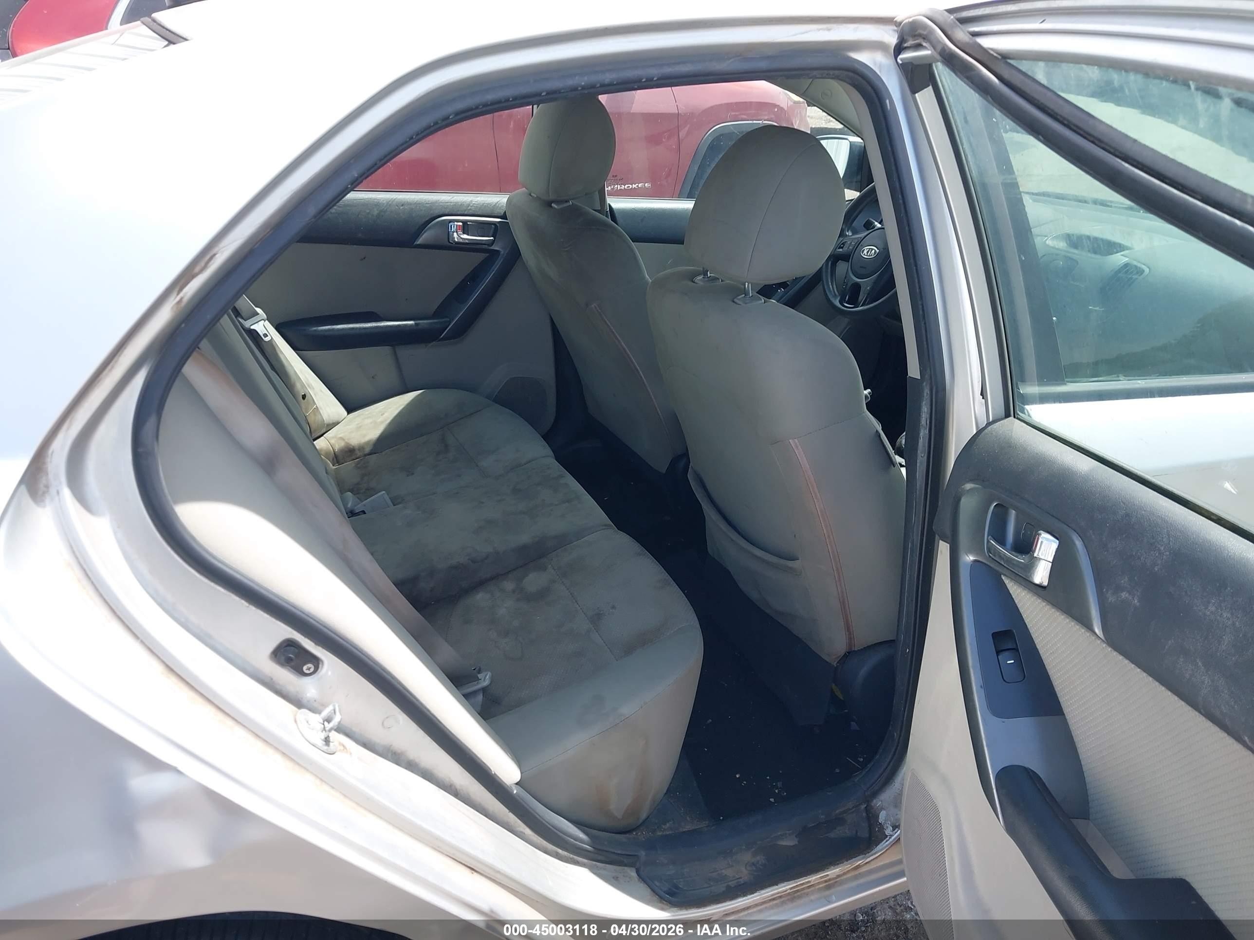2013 Kia Forte Ex Серебряный vin: KNAFU4A24D5728559