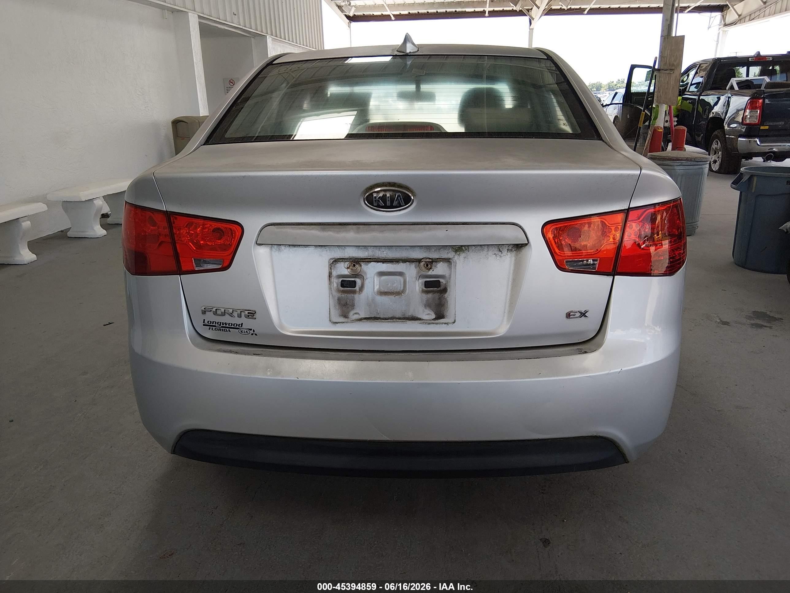 2010 Kia Forte Ex Silver vin: KNAFU4A25A5050447