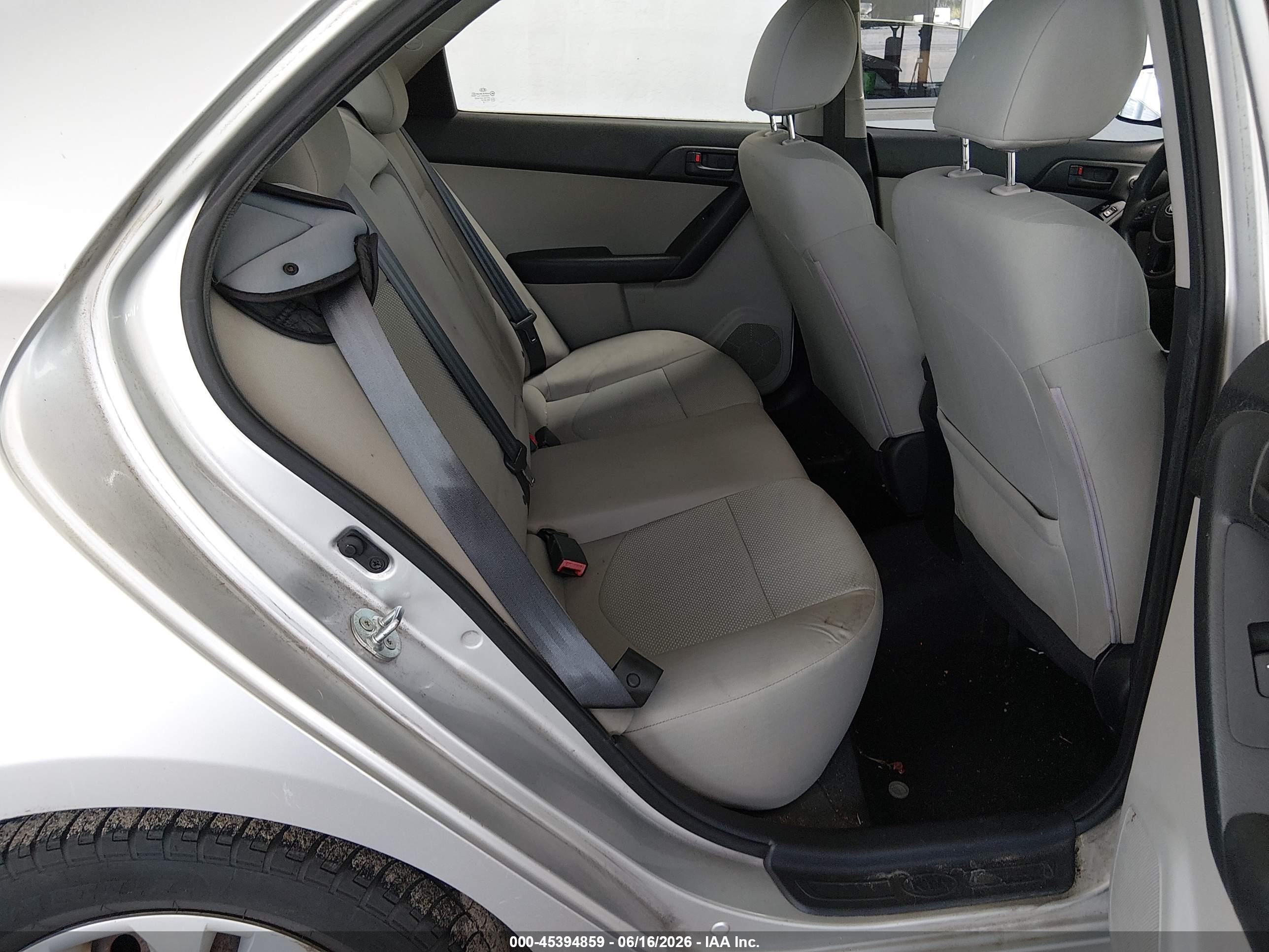2010 Kia Forte Ex Silver vin: KNAFU4A25A5050447