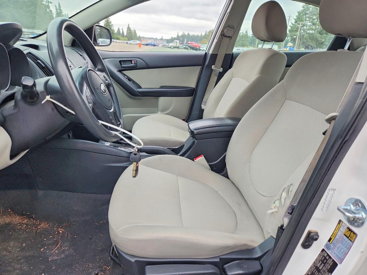 2011 Kia Forte Ex White vin: KNAFU4A25B5403805