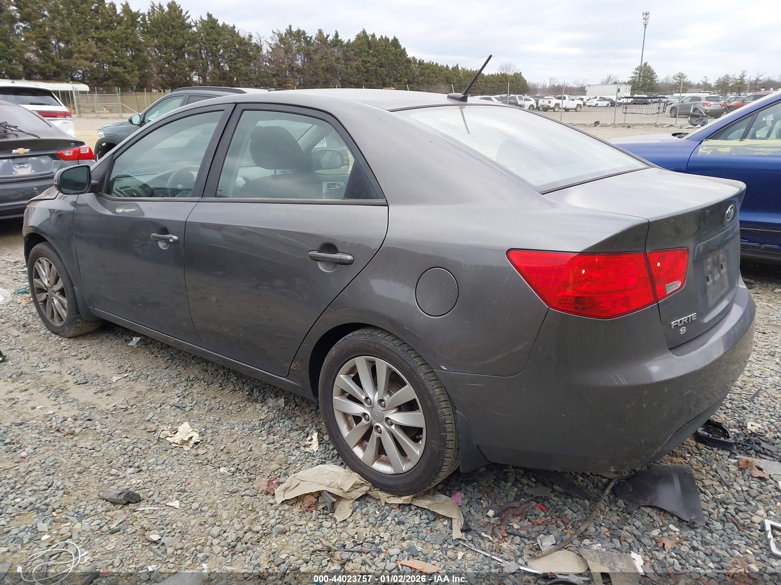 2013 Kia Forte Ex Gray vin: KNAFU4A25D5724424