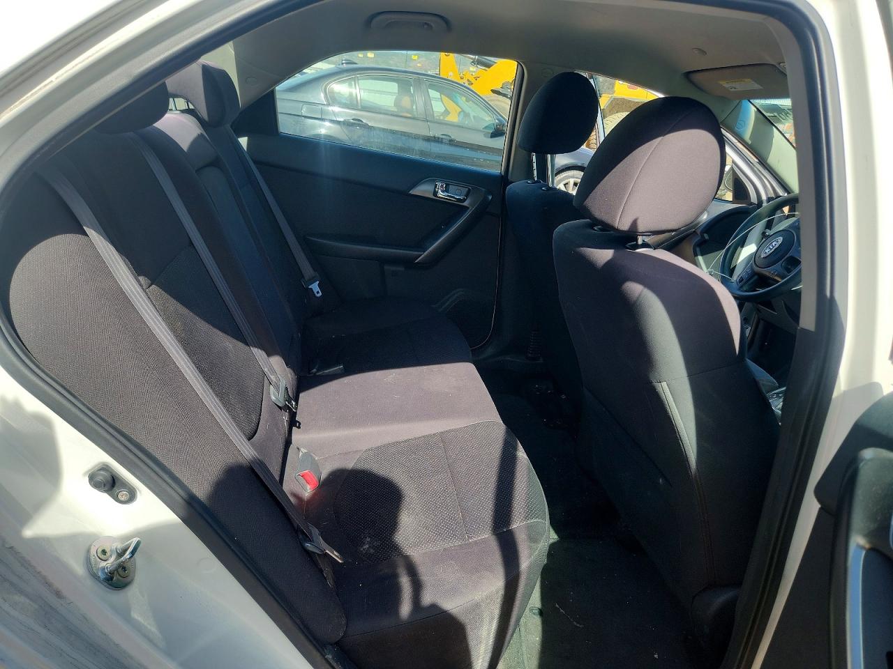 2013 Kia Forte Ex White vin: KNAFU4A25D5732023