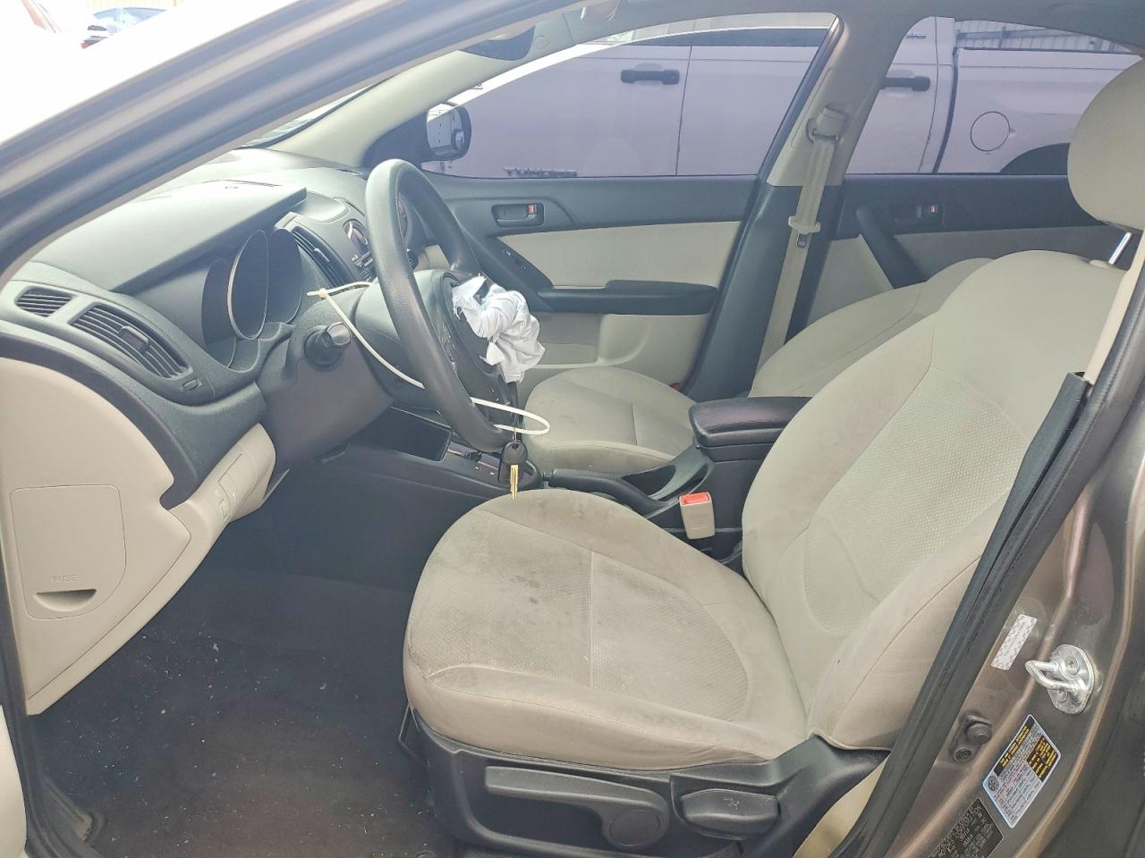 2010 Kia Forte Ex Gray vin: KNAFU4A26A5110056