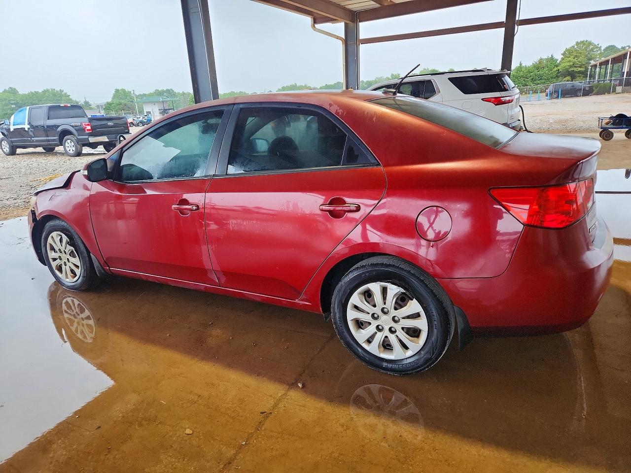 2010 Kia Forte Ex Red vin: KNAFU4A26A5863182