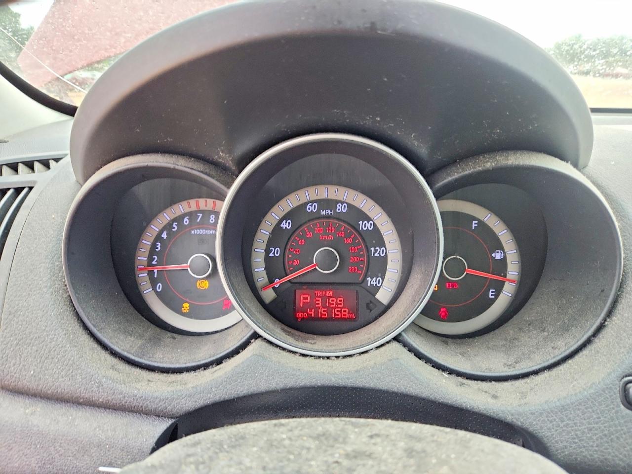 2010 Kia Forte Ex Red vin: KNAFU4A26A5863182
