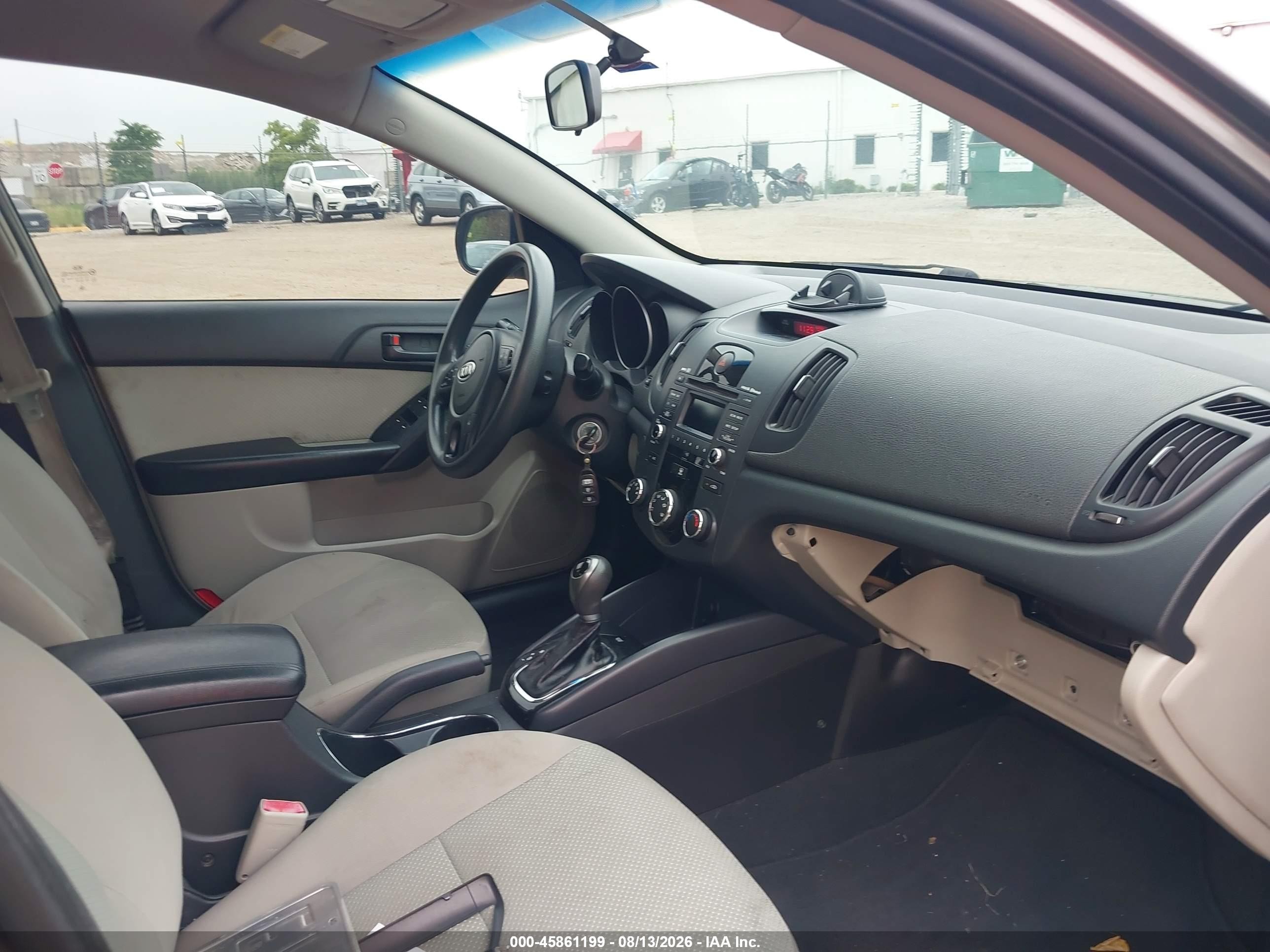2011 Kia Forte Ex Beige vin: KNAFU4A26B5886432