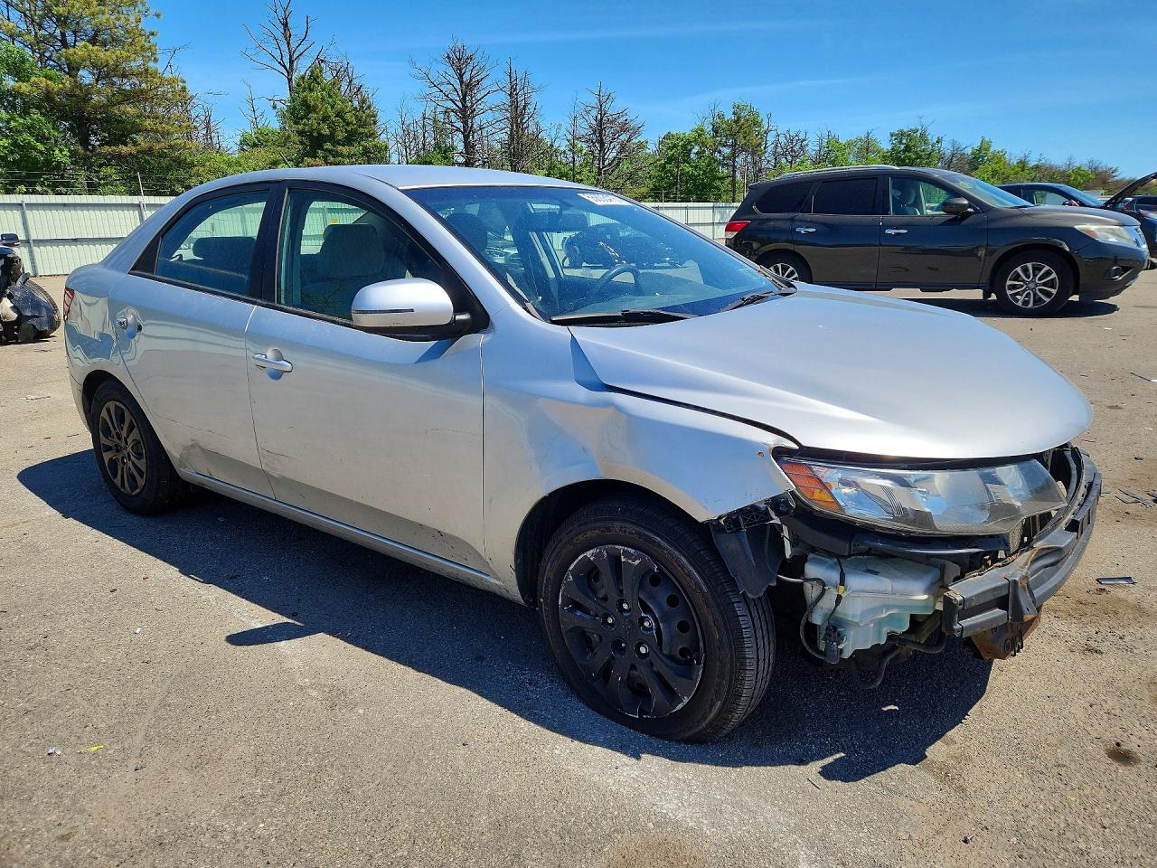 2012 Kia Forte Gray vin: KNAFU4A26C5494049
